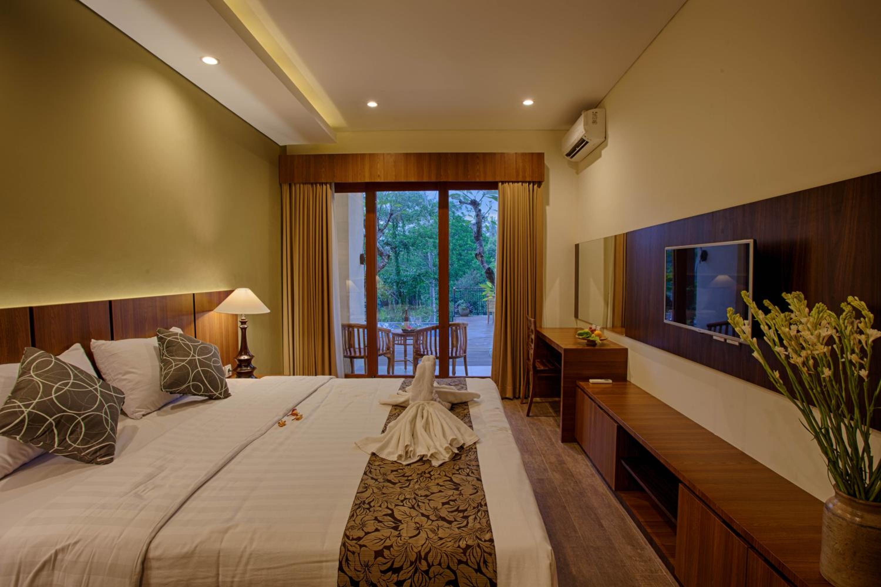 Suite - Photo 4