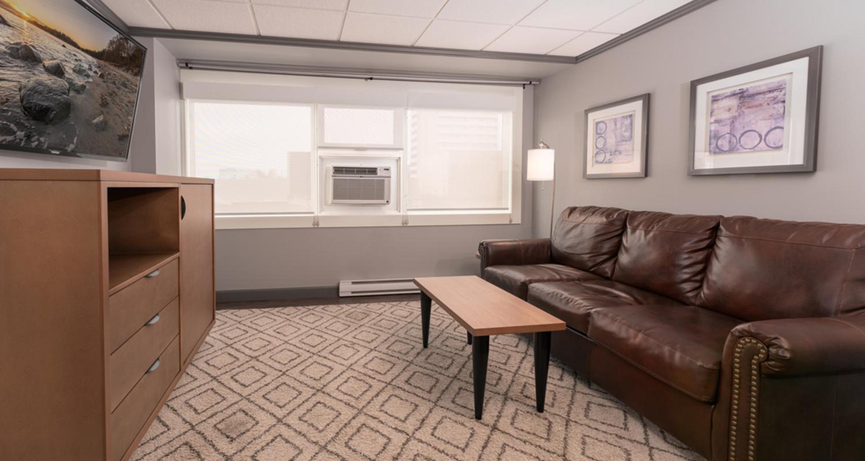 Superior King Suite - Photo 5