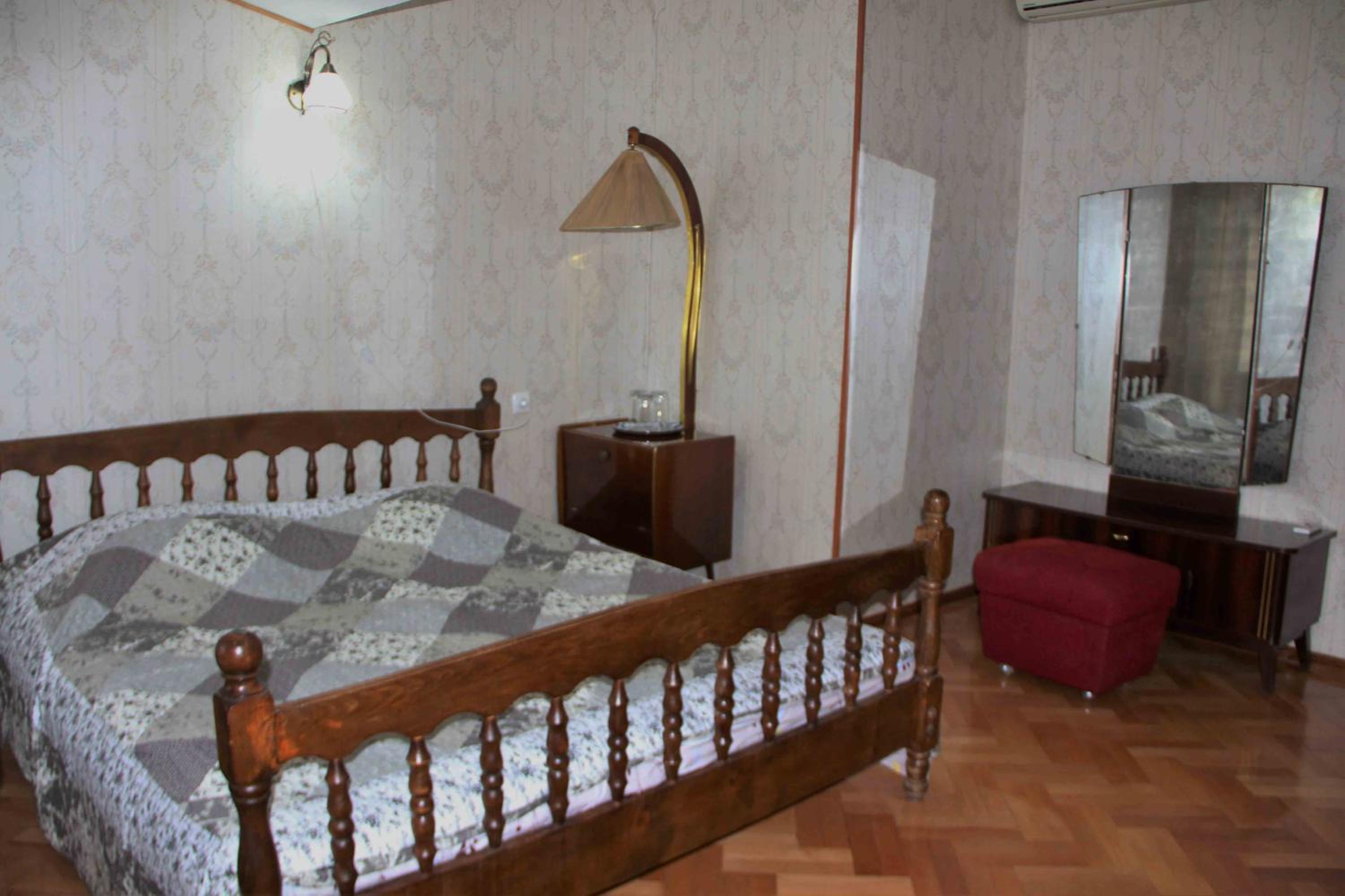 Deluxe Double Room (2 Adults + 1 Child) photo 2