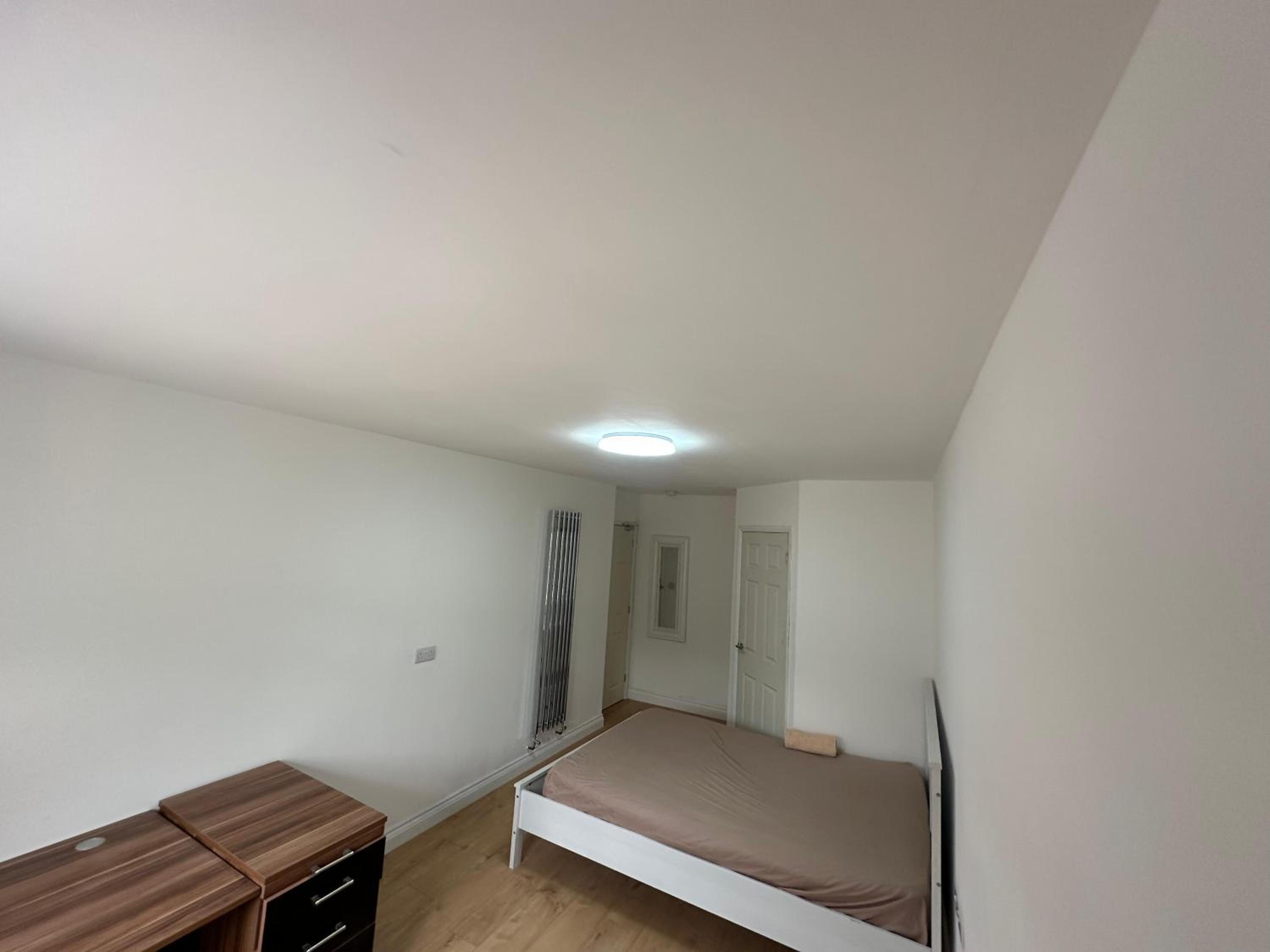 Double Room with Private Bathroom photo 3