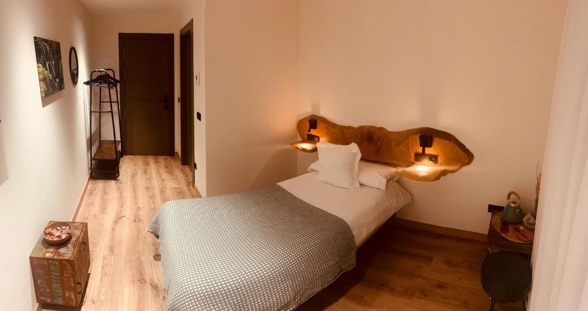 Single Room photo 2