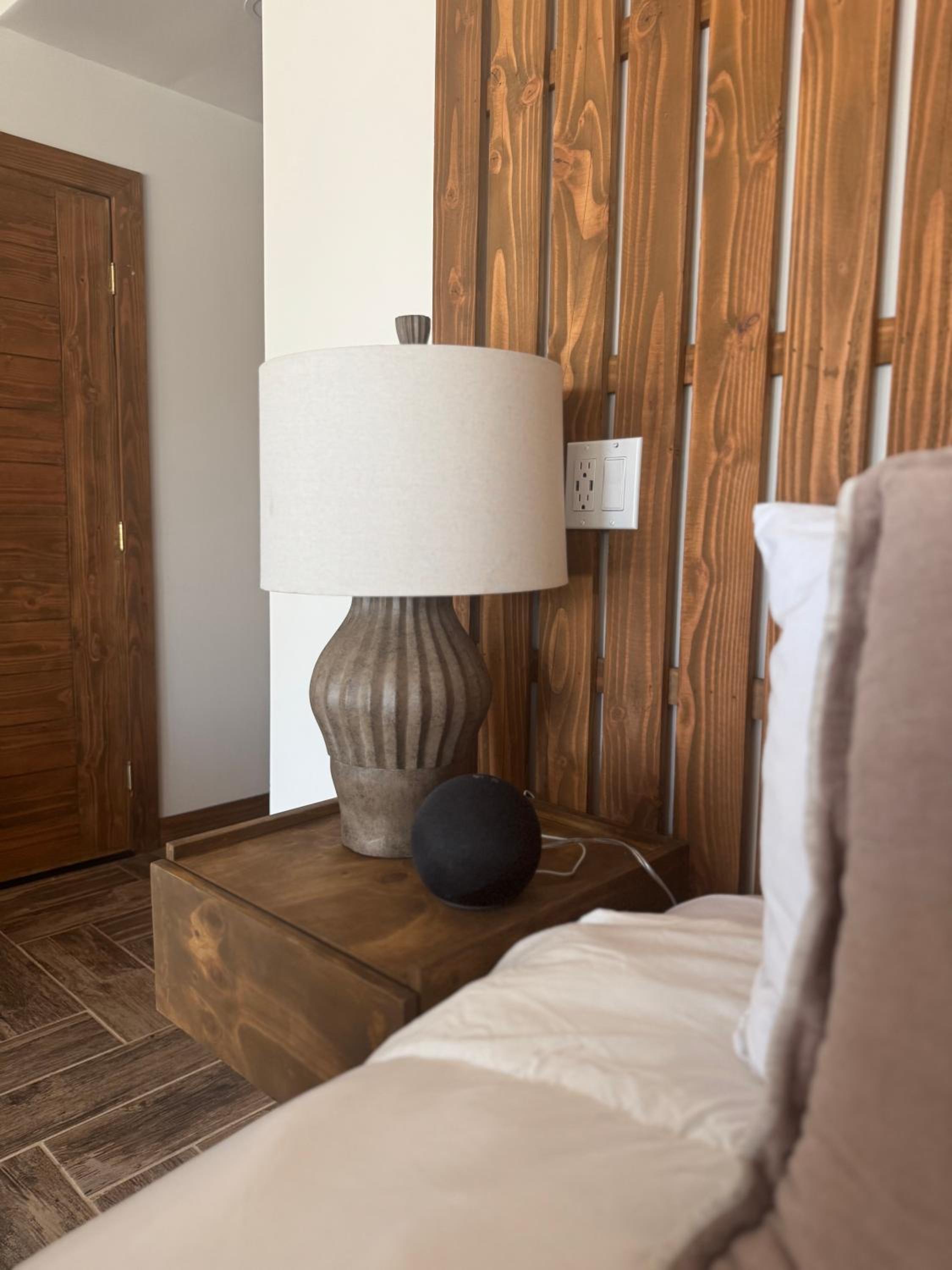 Deluxe Room - Photo 1