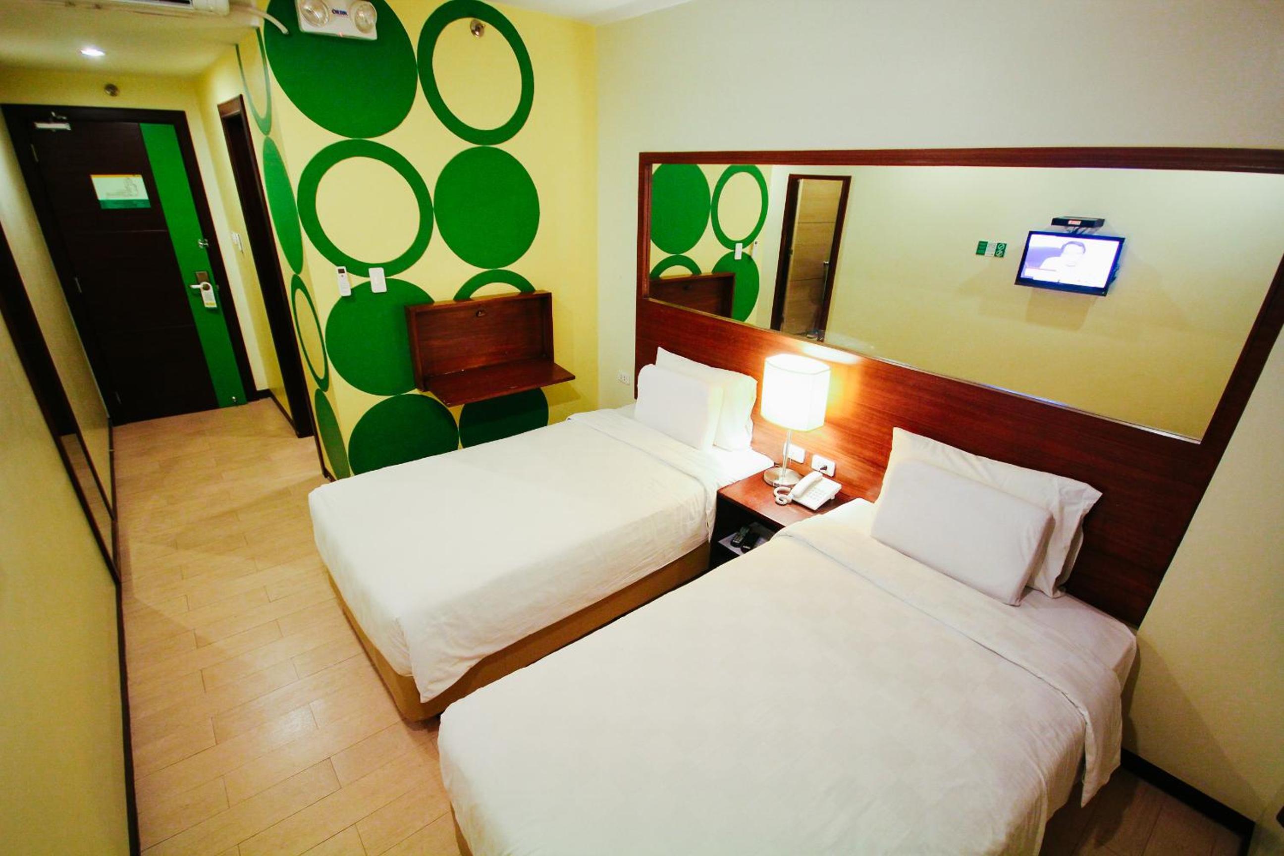 Standard Twin Room photo 3