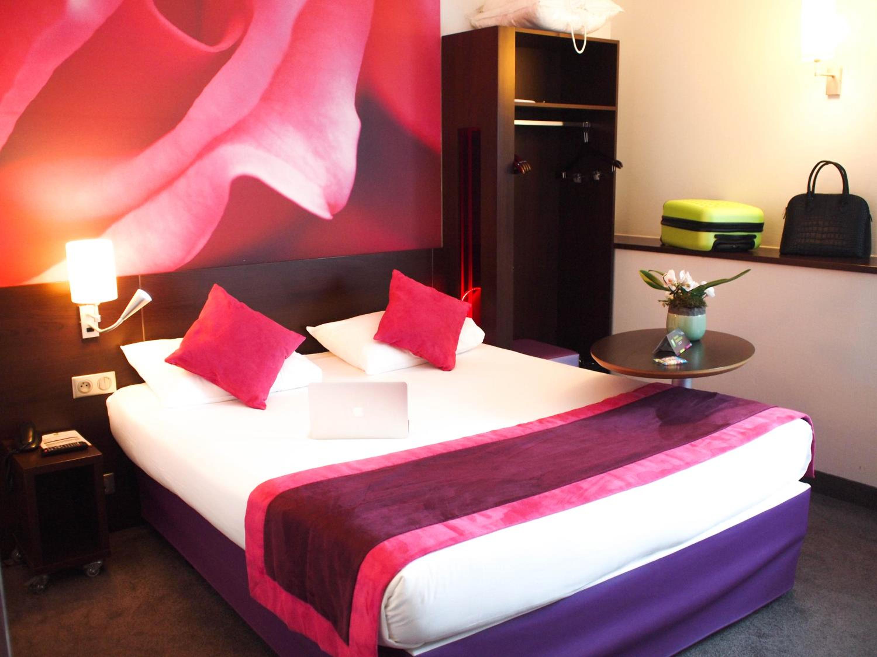 Standard Double Room- Breakfast Included - Photo 12