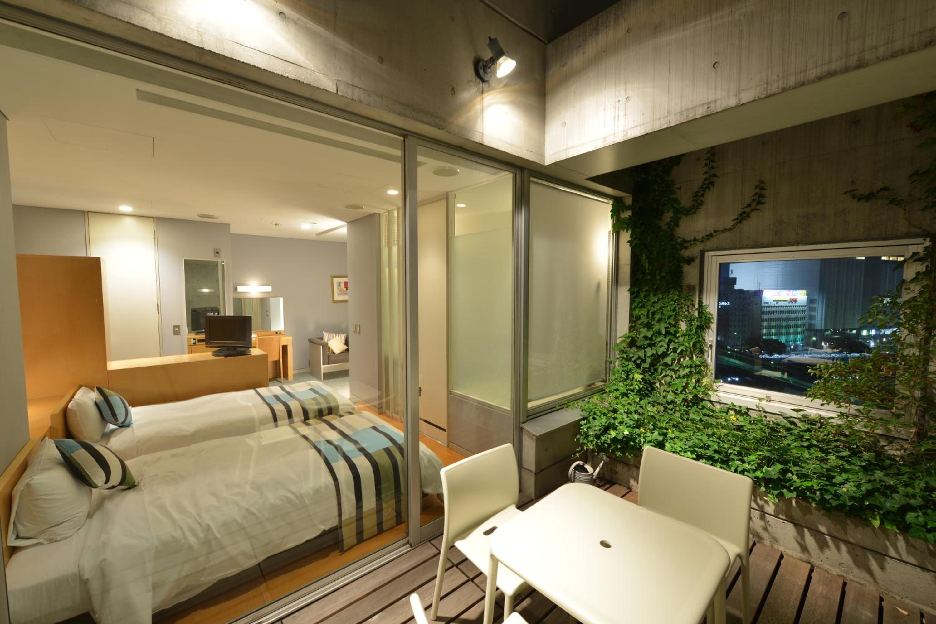Twin Room with Terrace - Non-Smoking - Photo 4