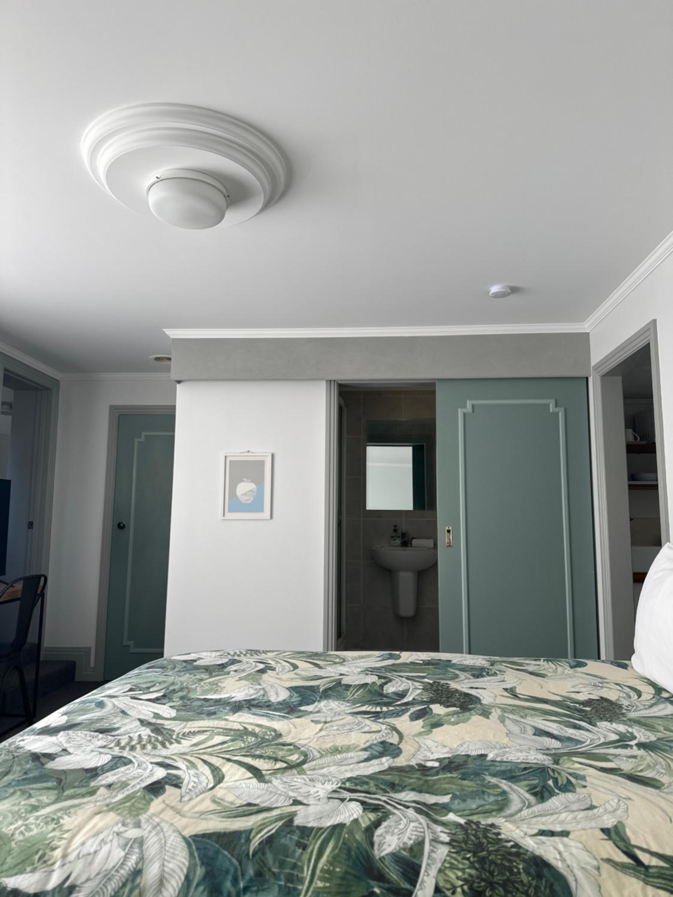 Two-Bedroom Suite photo 2