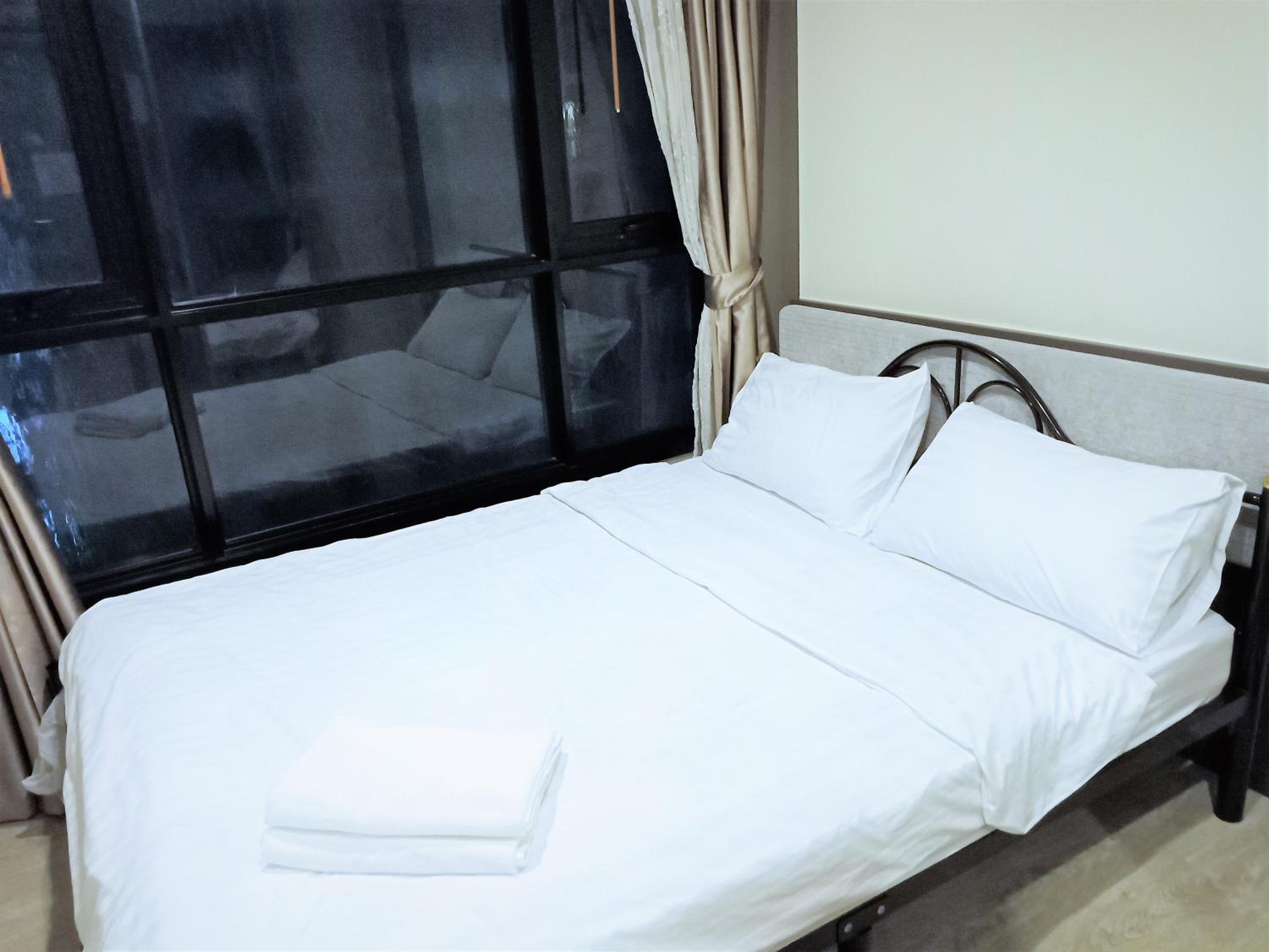 Two-Bedroom Standard Apartment - Photo 9