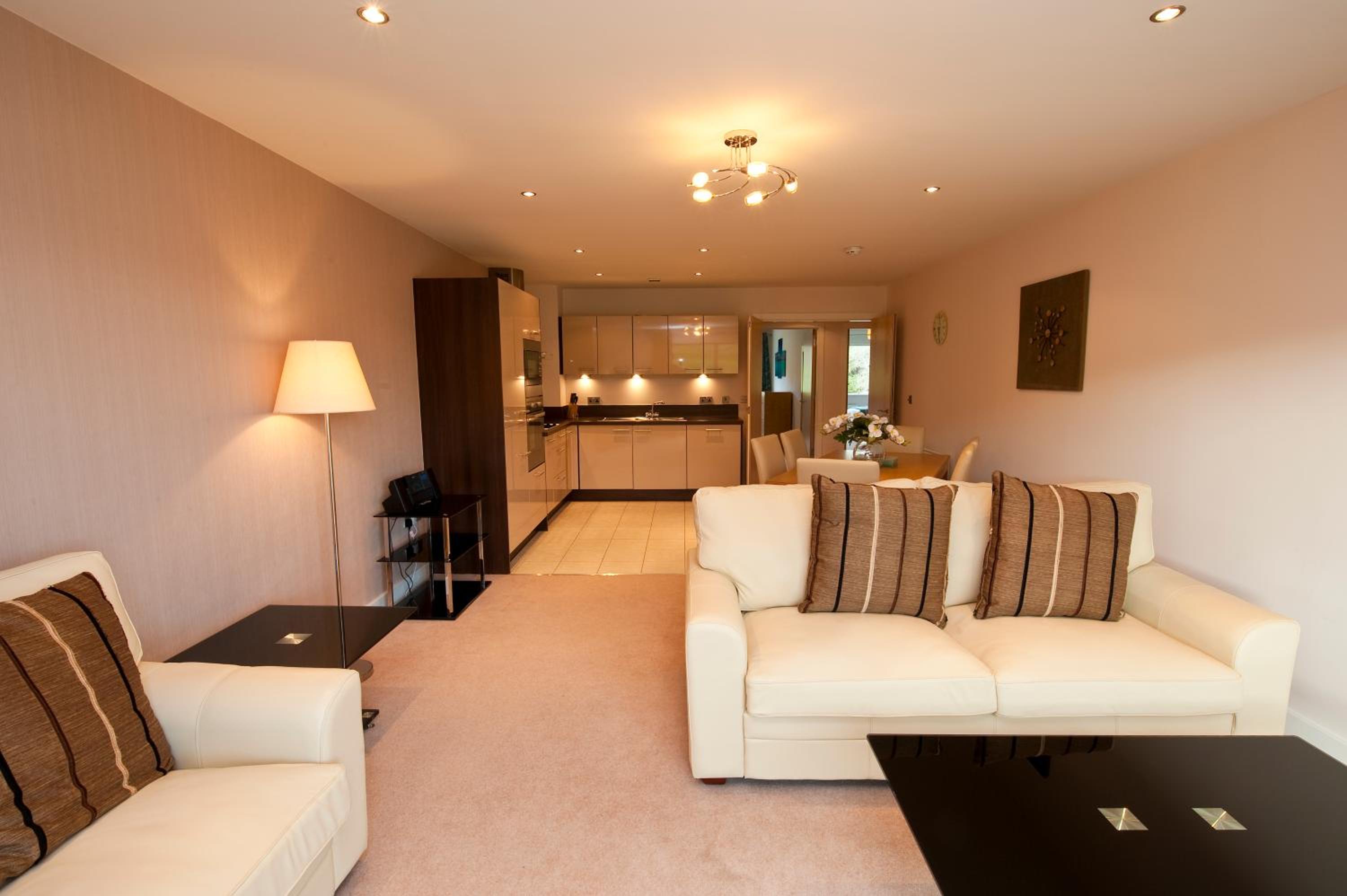 Three-Bedroom Apartment with Sea View photo 3