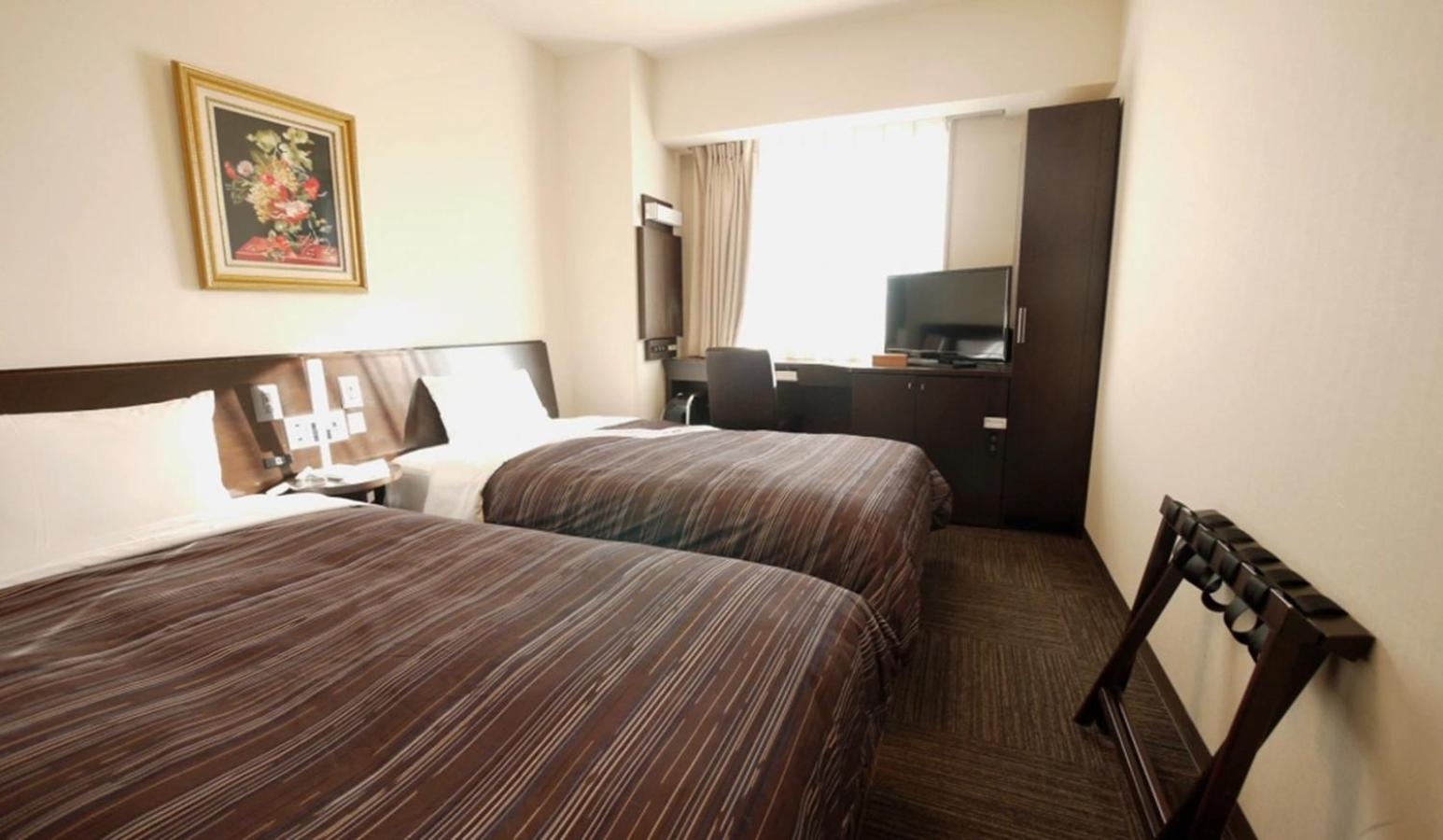 Compact Twin Room - Non-Smoking - Photo 9