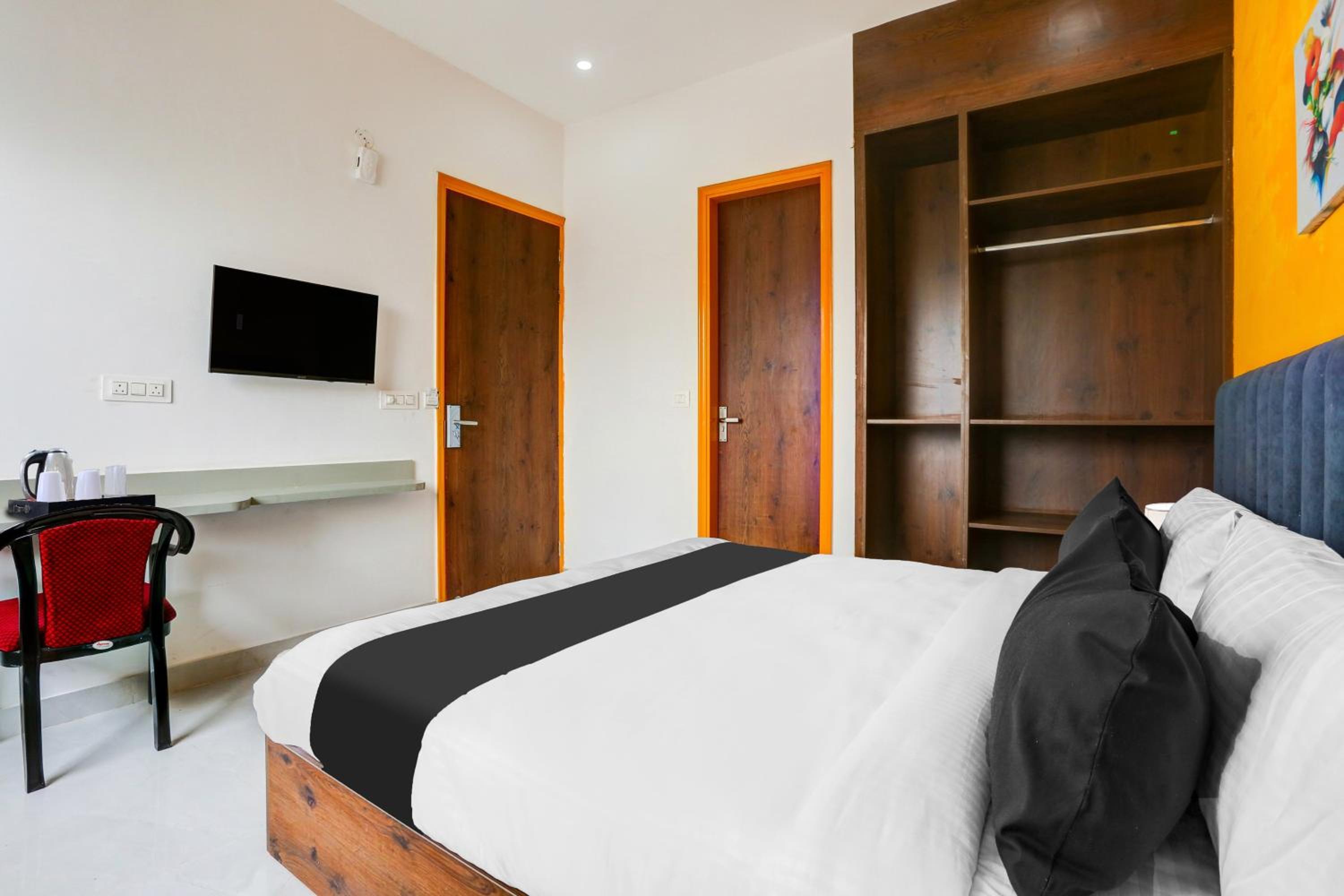 Triple Room with Balcony