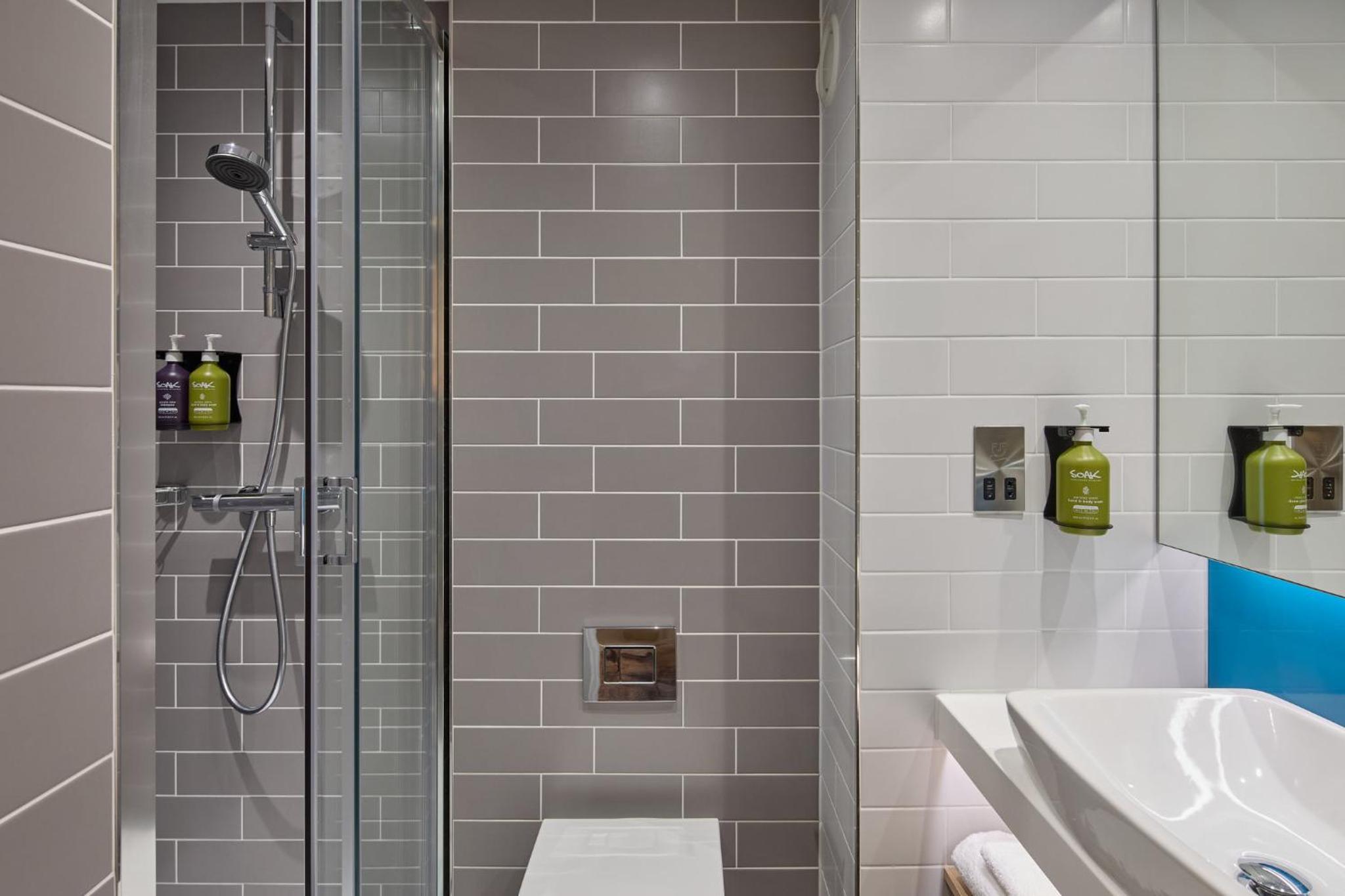 Standard Double Room - Windowless with Free Hot Breakfast