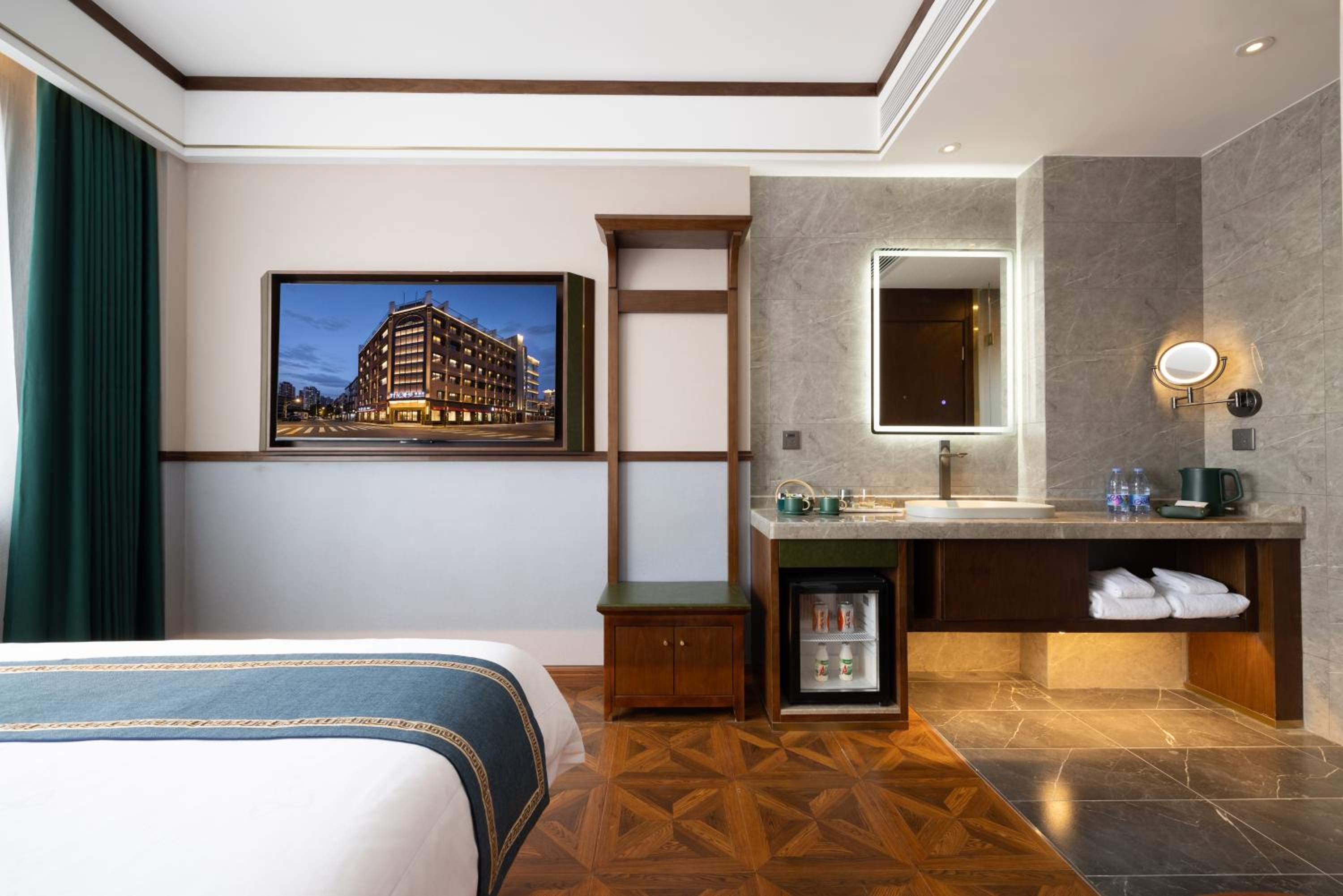Small Double Room