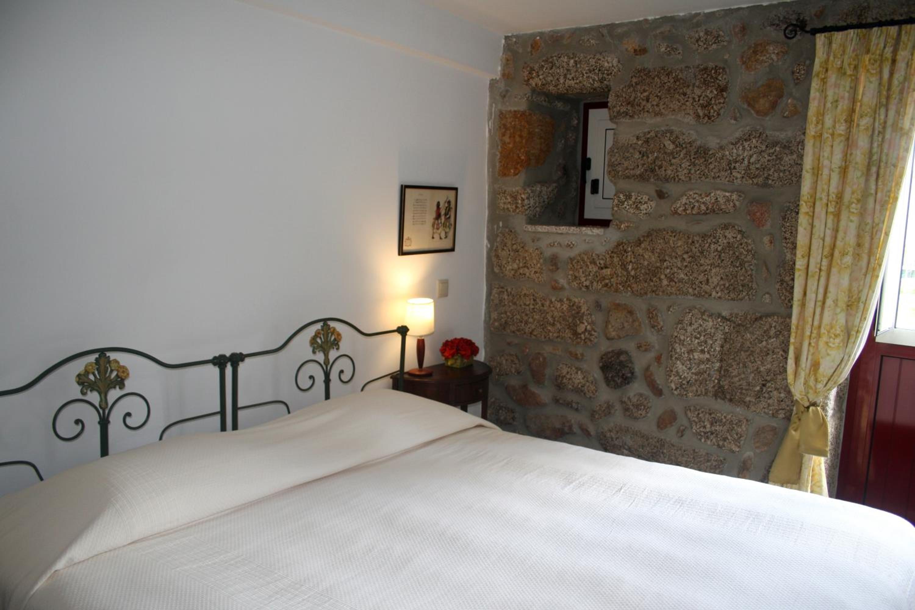 Two-Bedroom Suite - Photo 2