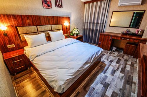 Double Room - Photo 3