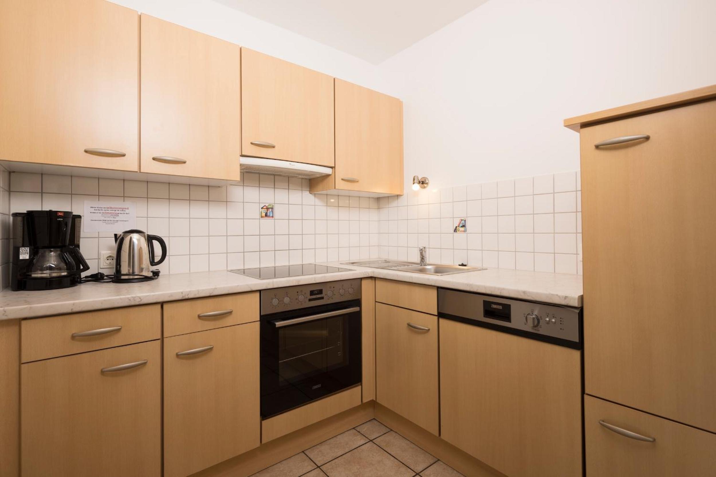 One-Bedroom Apartment with Balcony photo 1