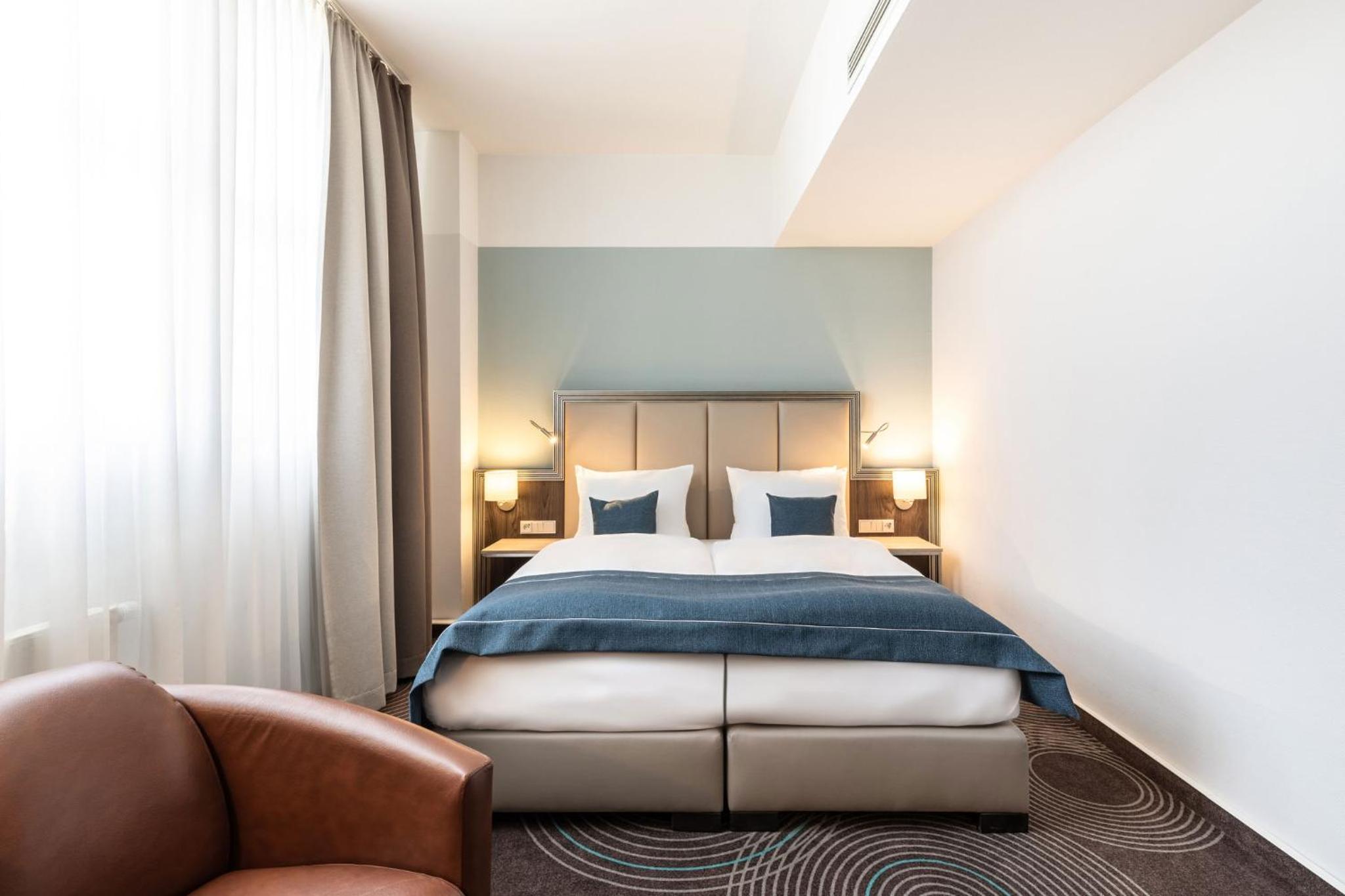 Premium Twin Room - Photo 1