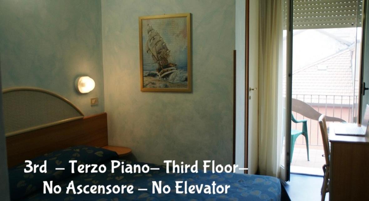 Economy Double or Twin Room photo 3