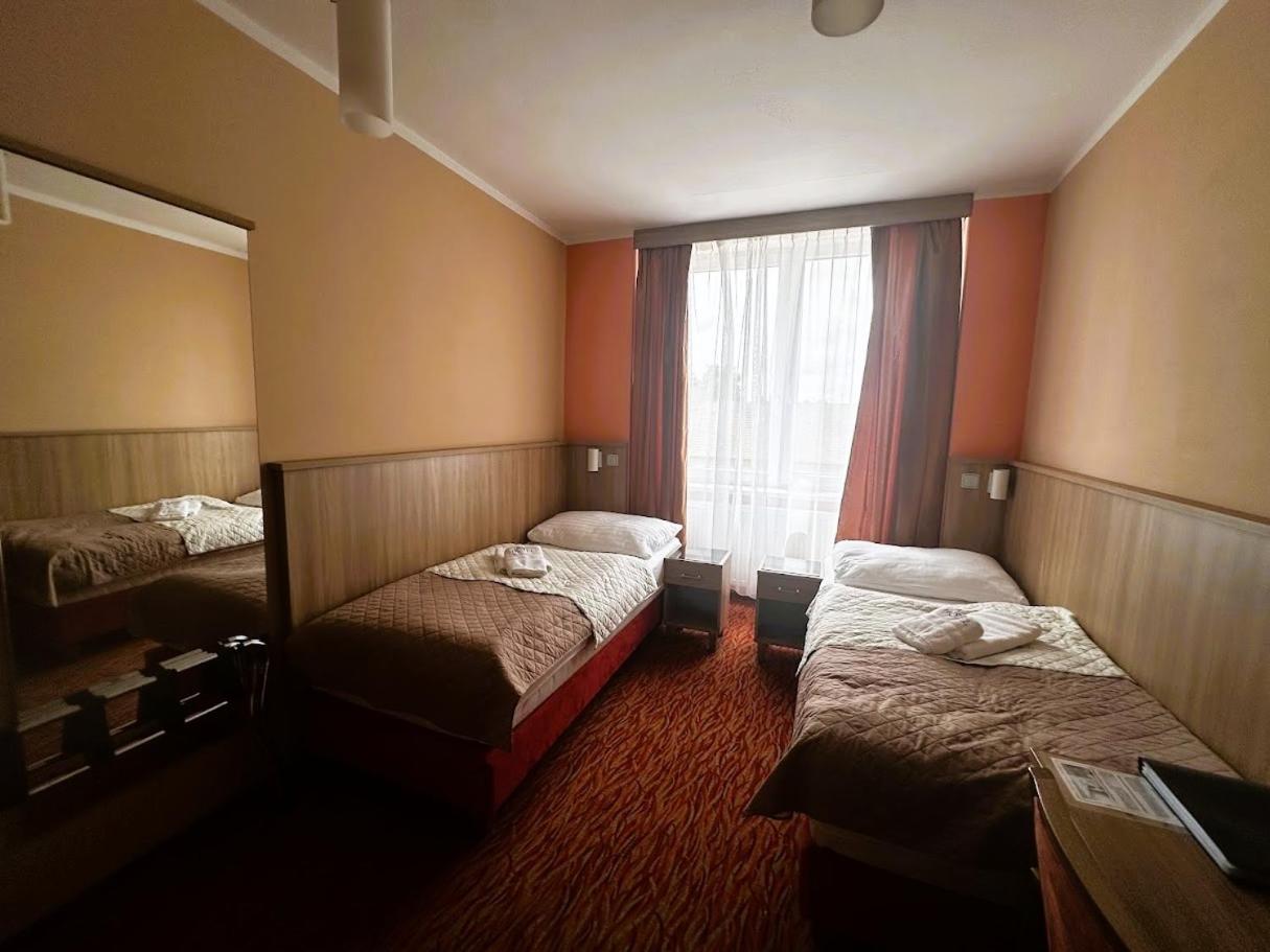 Twin Room with Bathroom