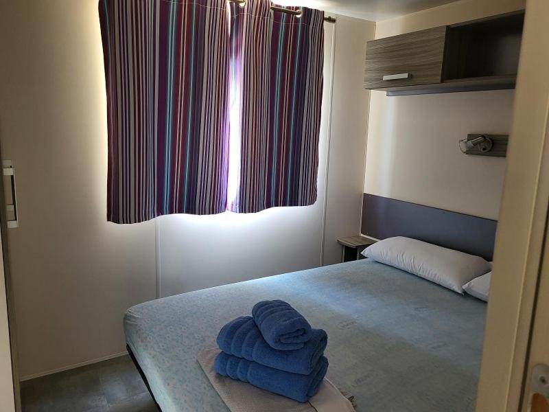 Mobile Home photo 2