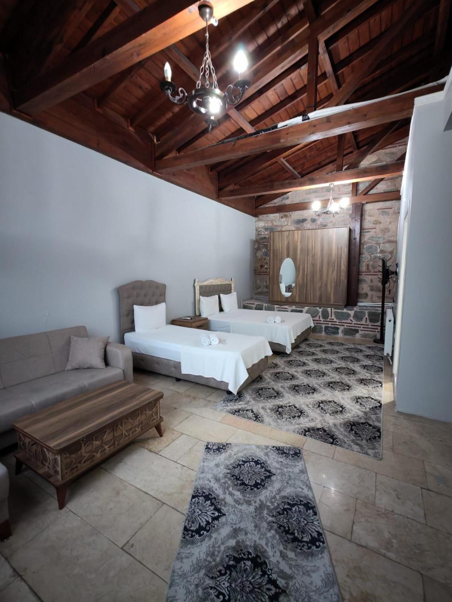 Family Room photo 1