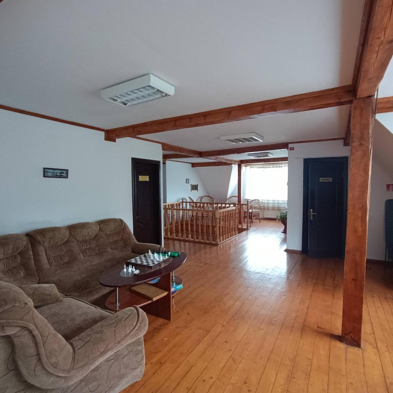 Quadruple Room with Shared Bathroom photo 2