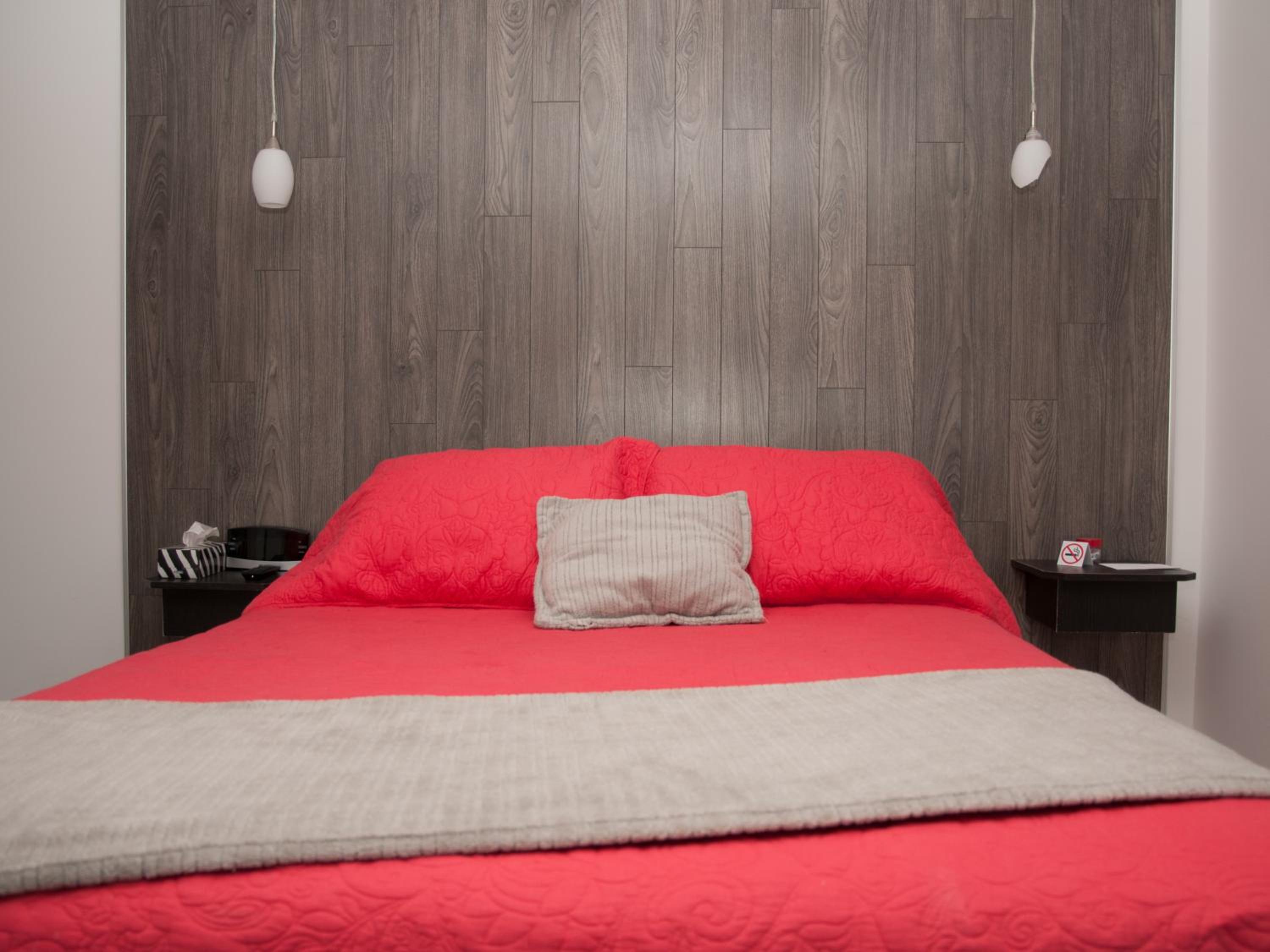 Double Room - Photo 4