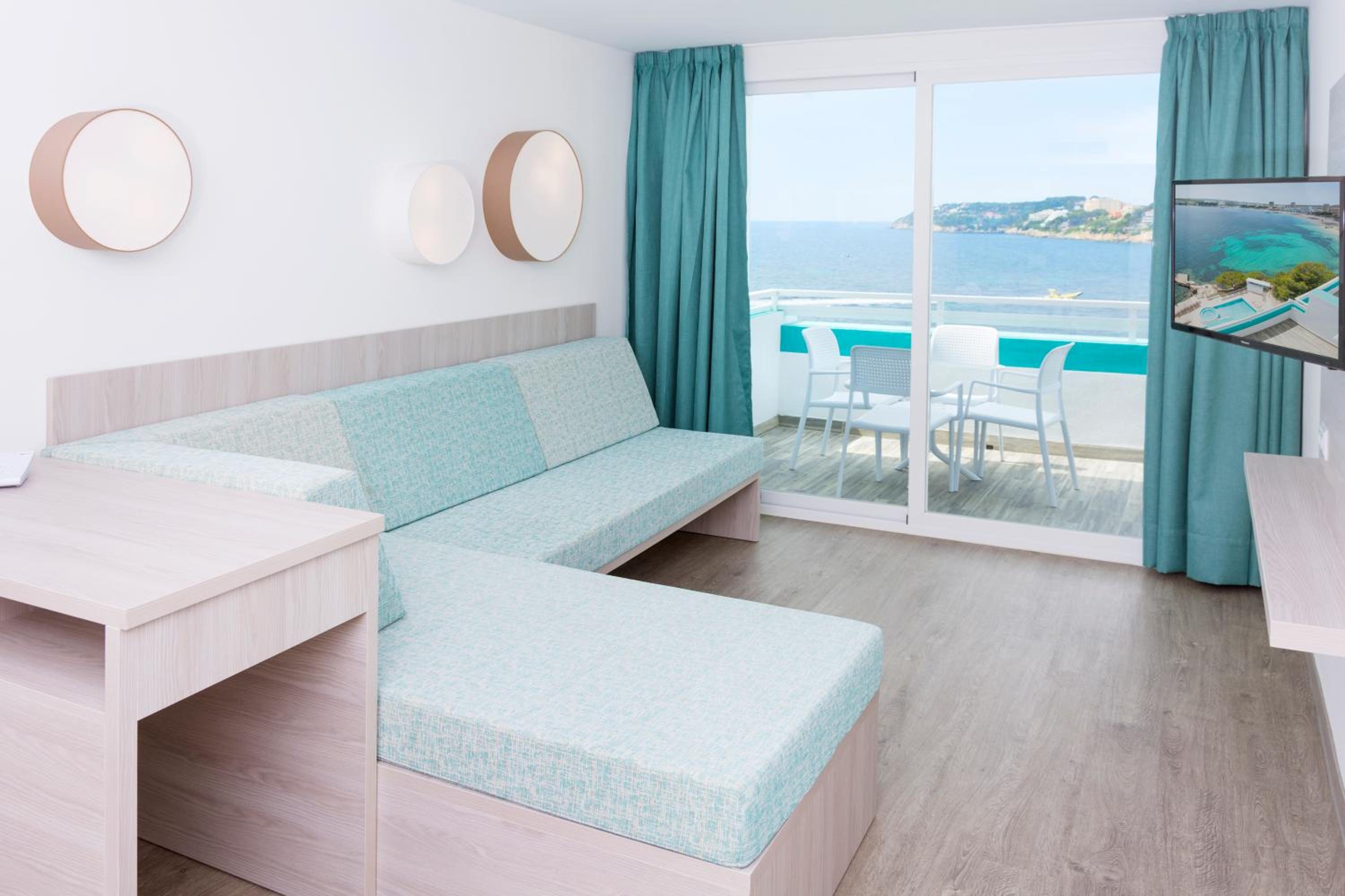 Apartamento de una habitación con vista al mar