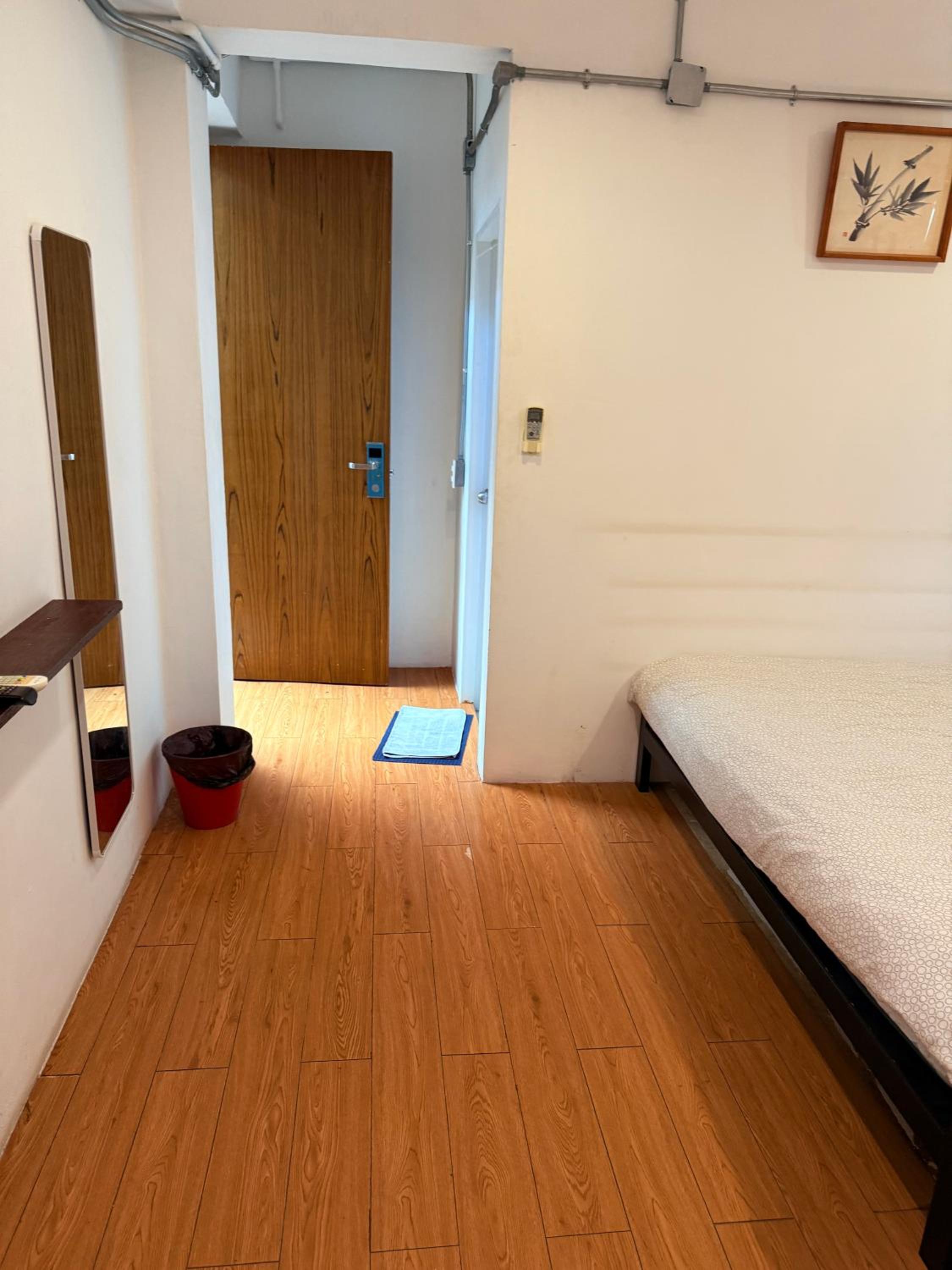 Quadruple Room with Private Bathroom photo 3