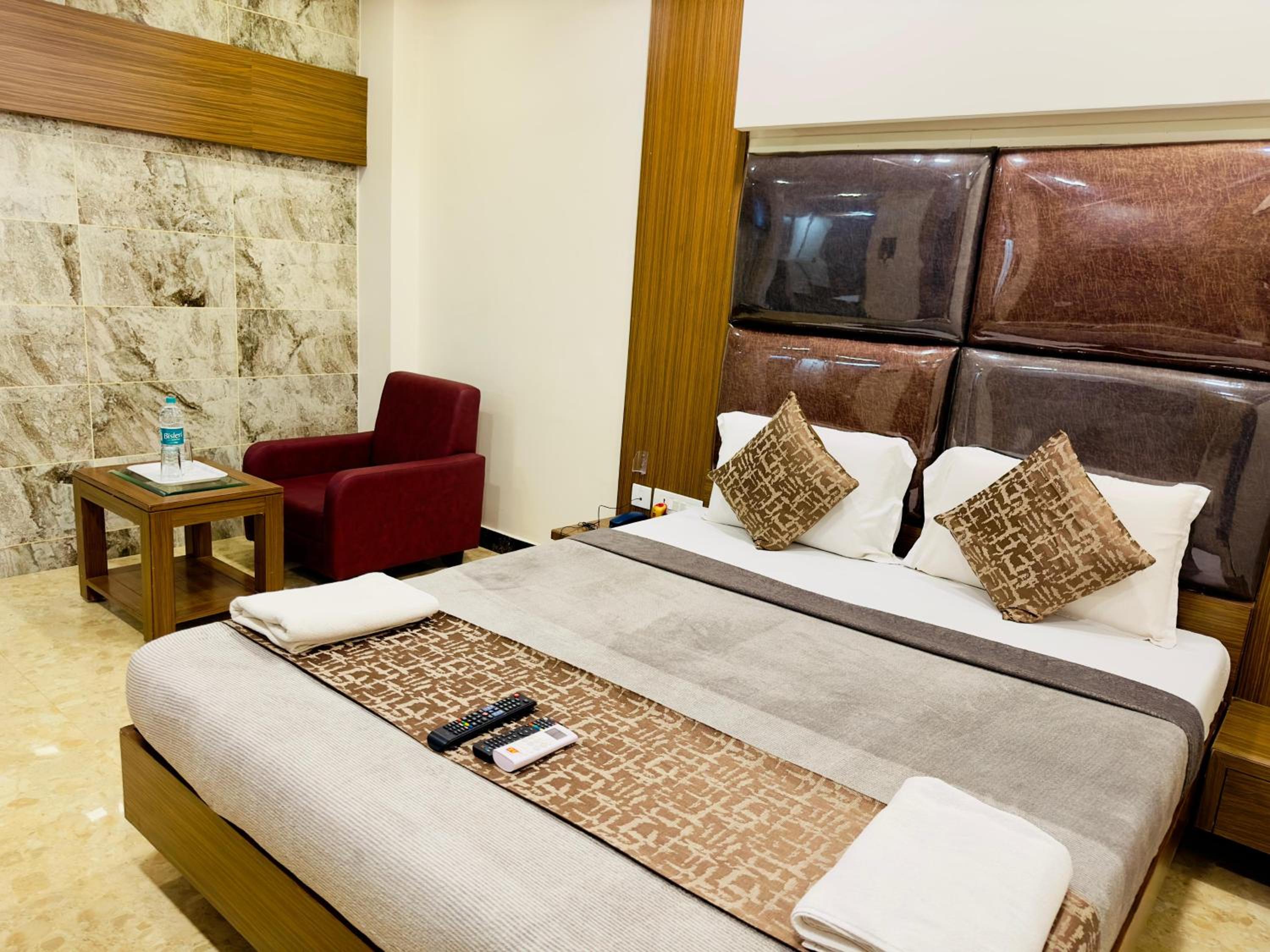 Deluxe Single Room