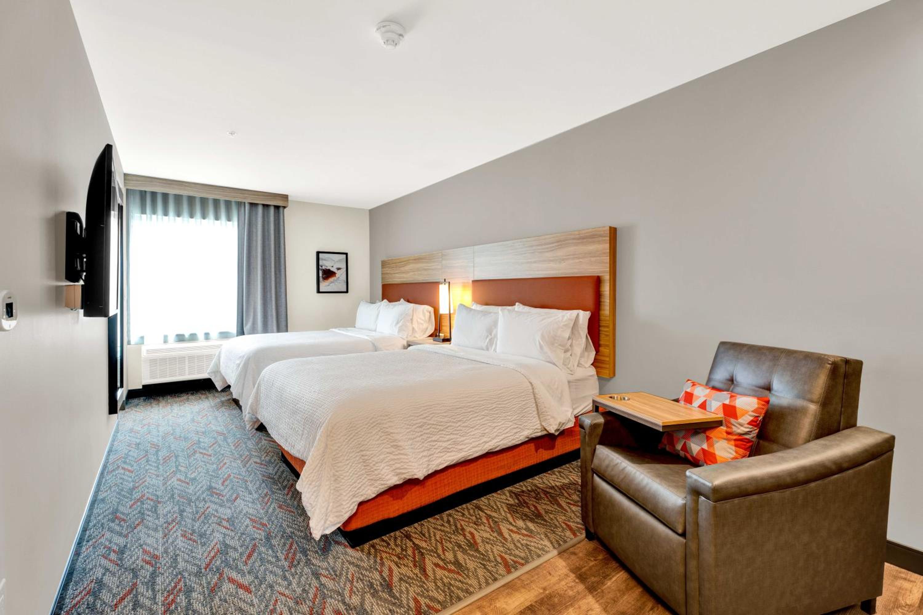 Studio Queen Suite with Two Queen Beds - Communications Accessible - Photo 2