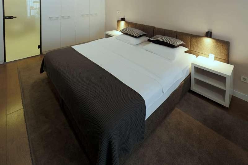 Double Room with Sofa Bed photo 3