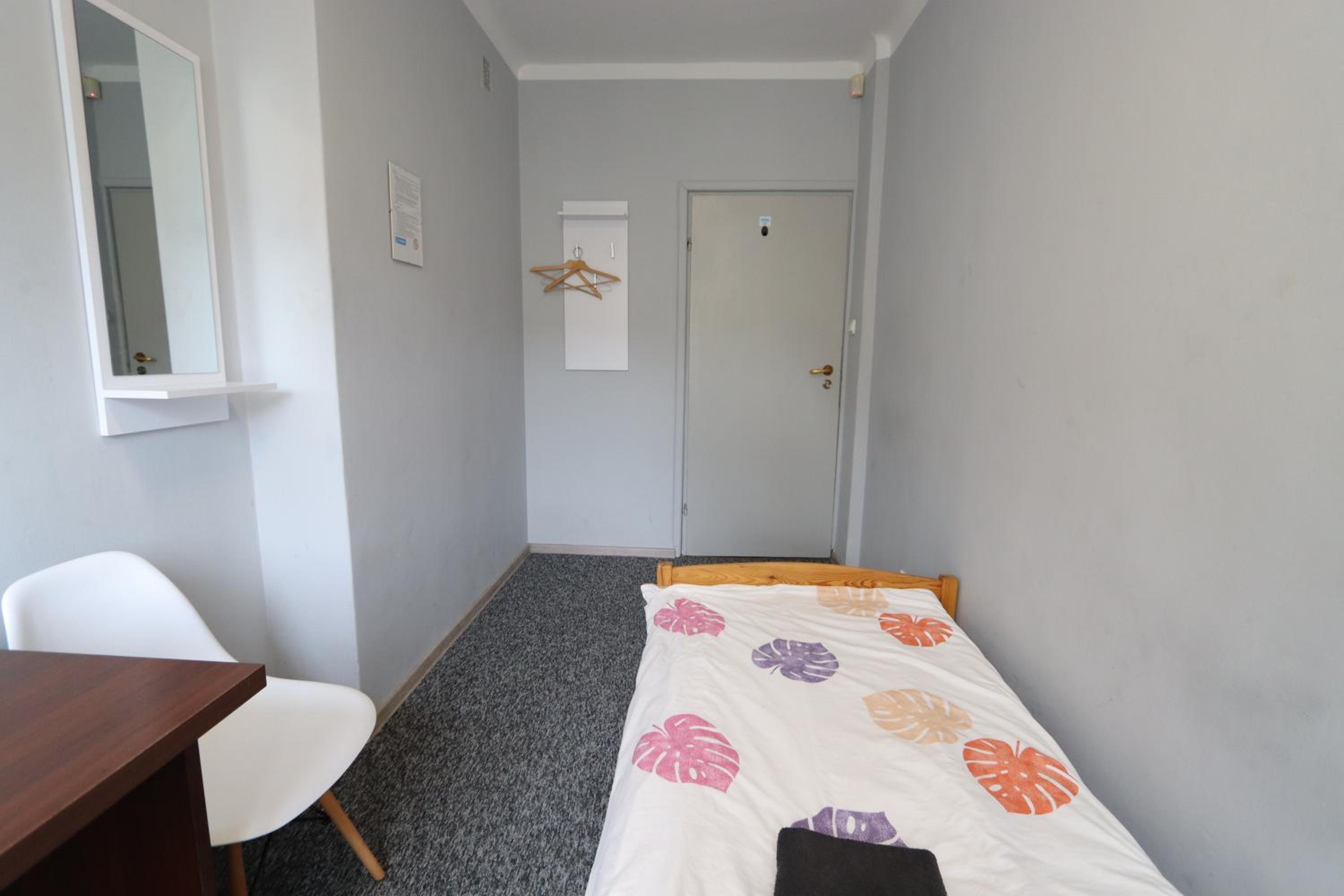 Large Single Room
