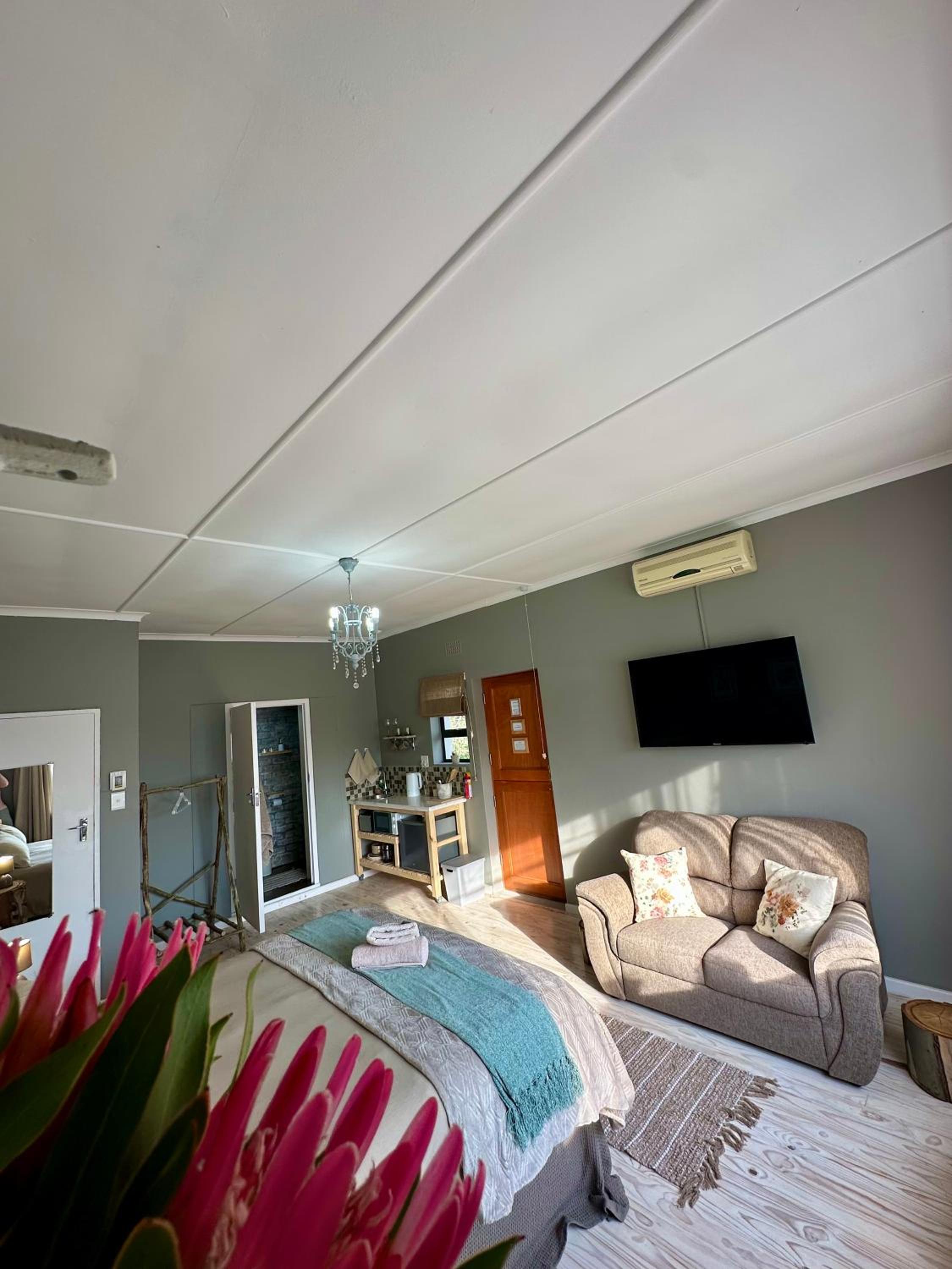Queen Room photo 3