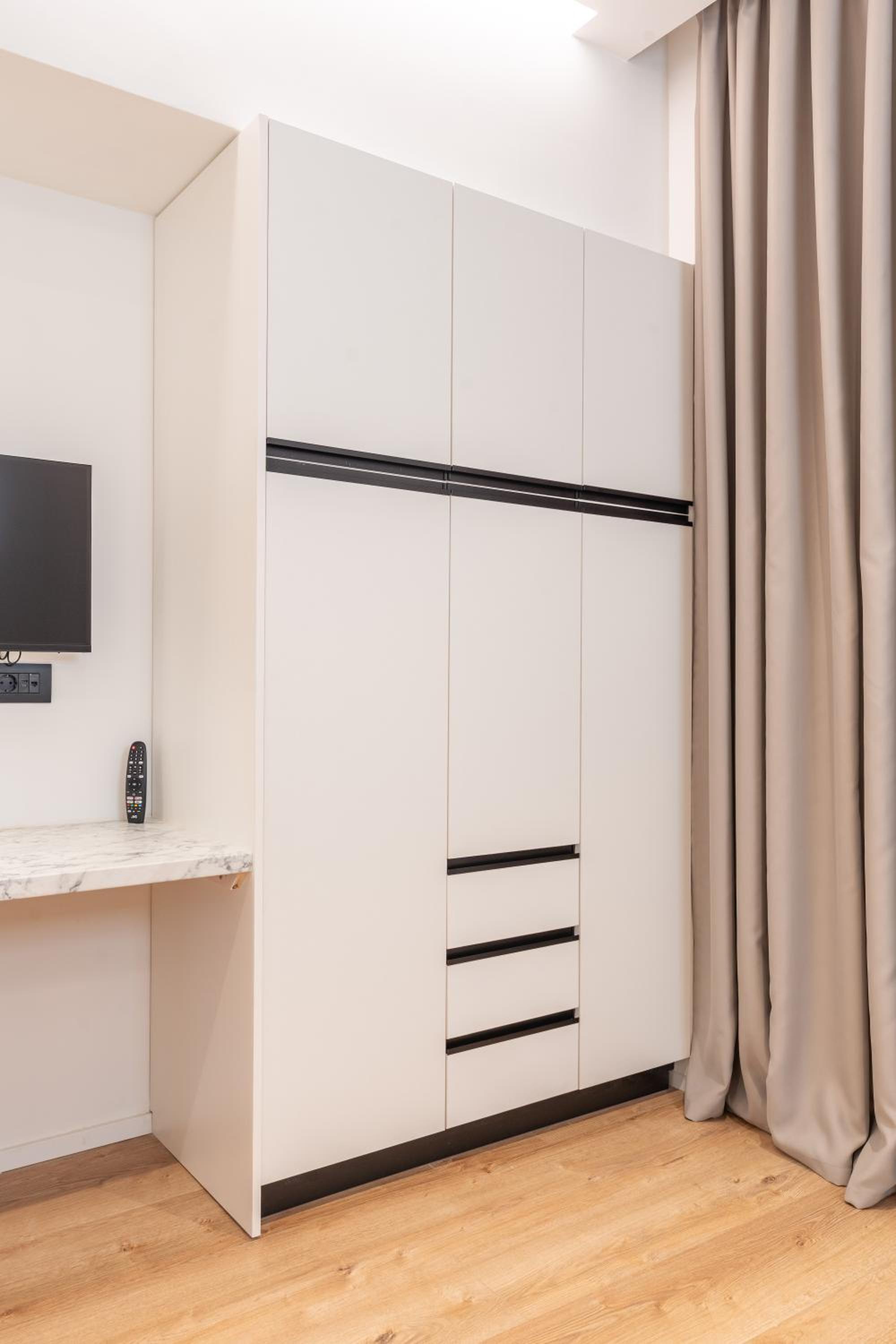 Deluxe Family Suite photo 1