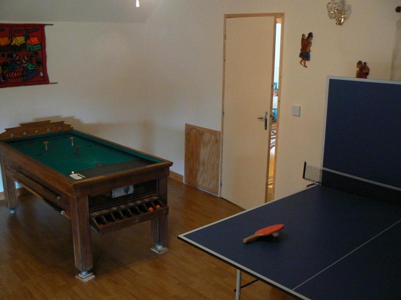 Three-Bedroom House - Photo 25