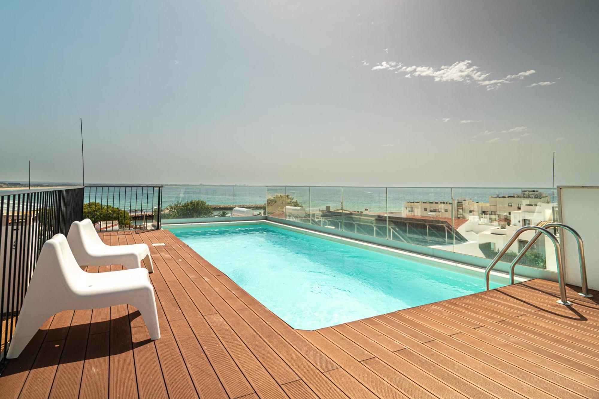 Two-Bedroom Deluxe Apartment - Petiscos