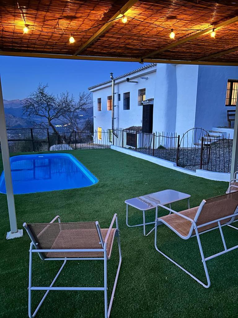 Villa with Private Pool photo 3