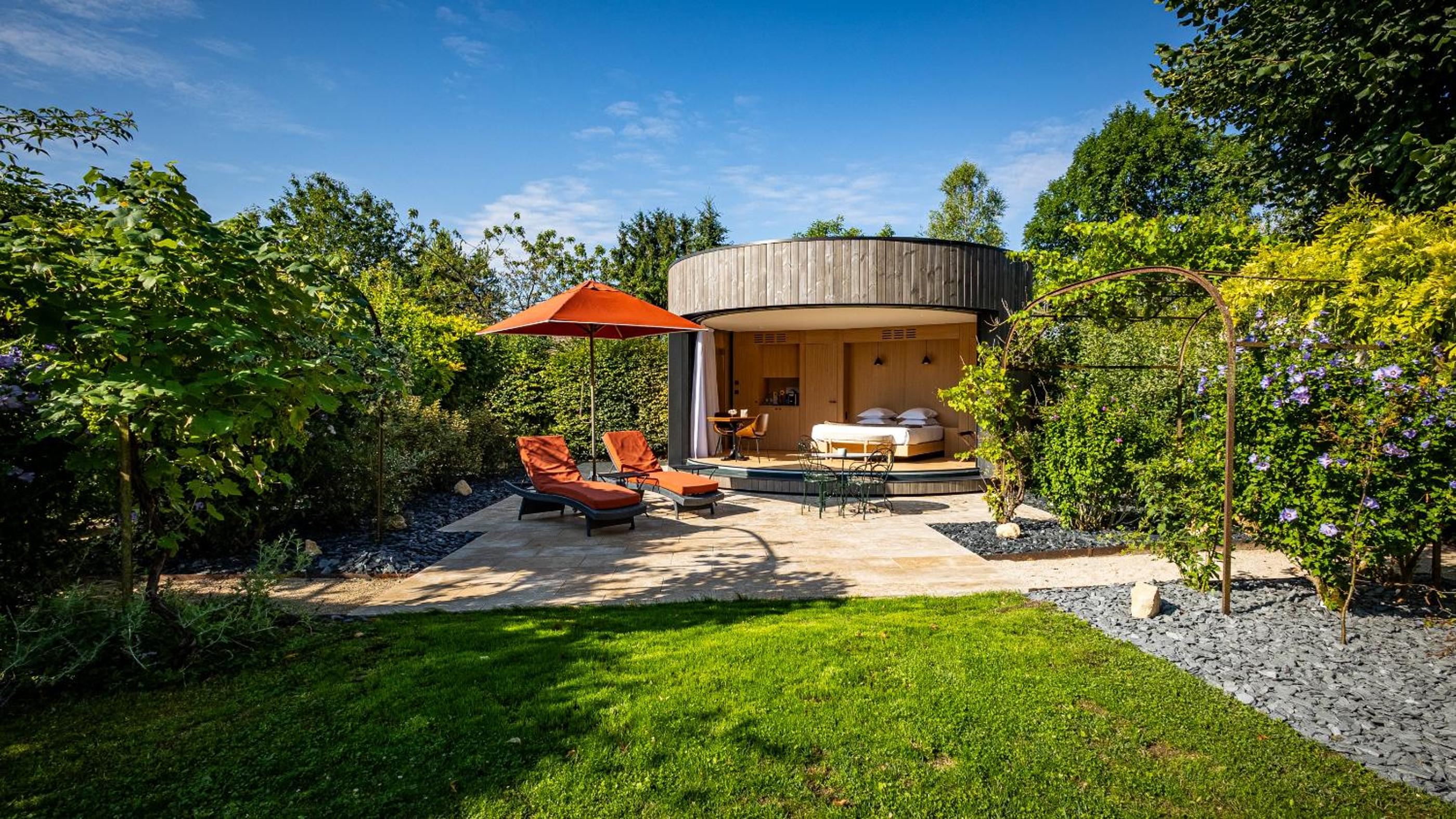 Suite with Garden View photo 1