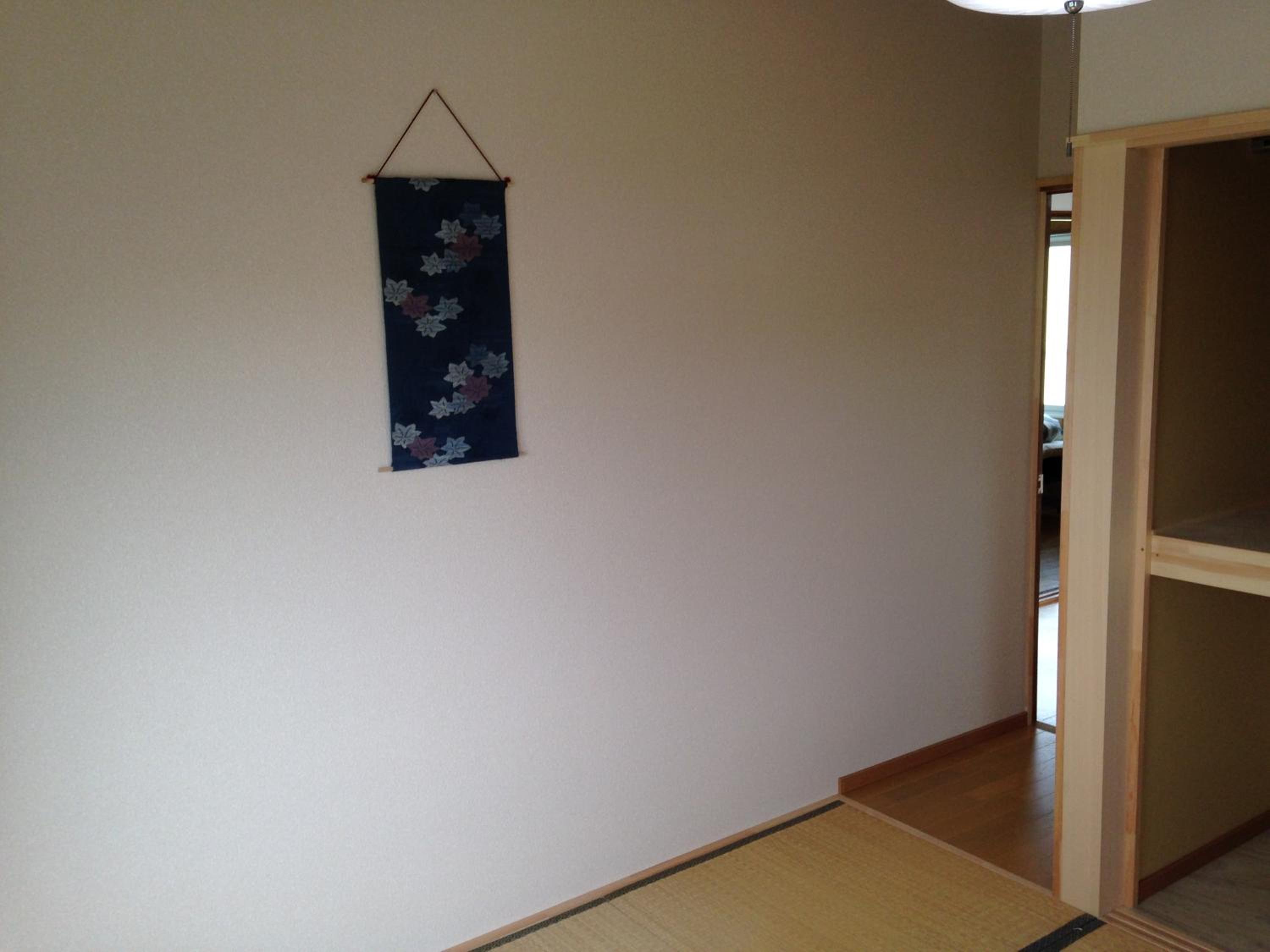 Japanese-Style Twin Room with Shared Bathroom photo 3