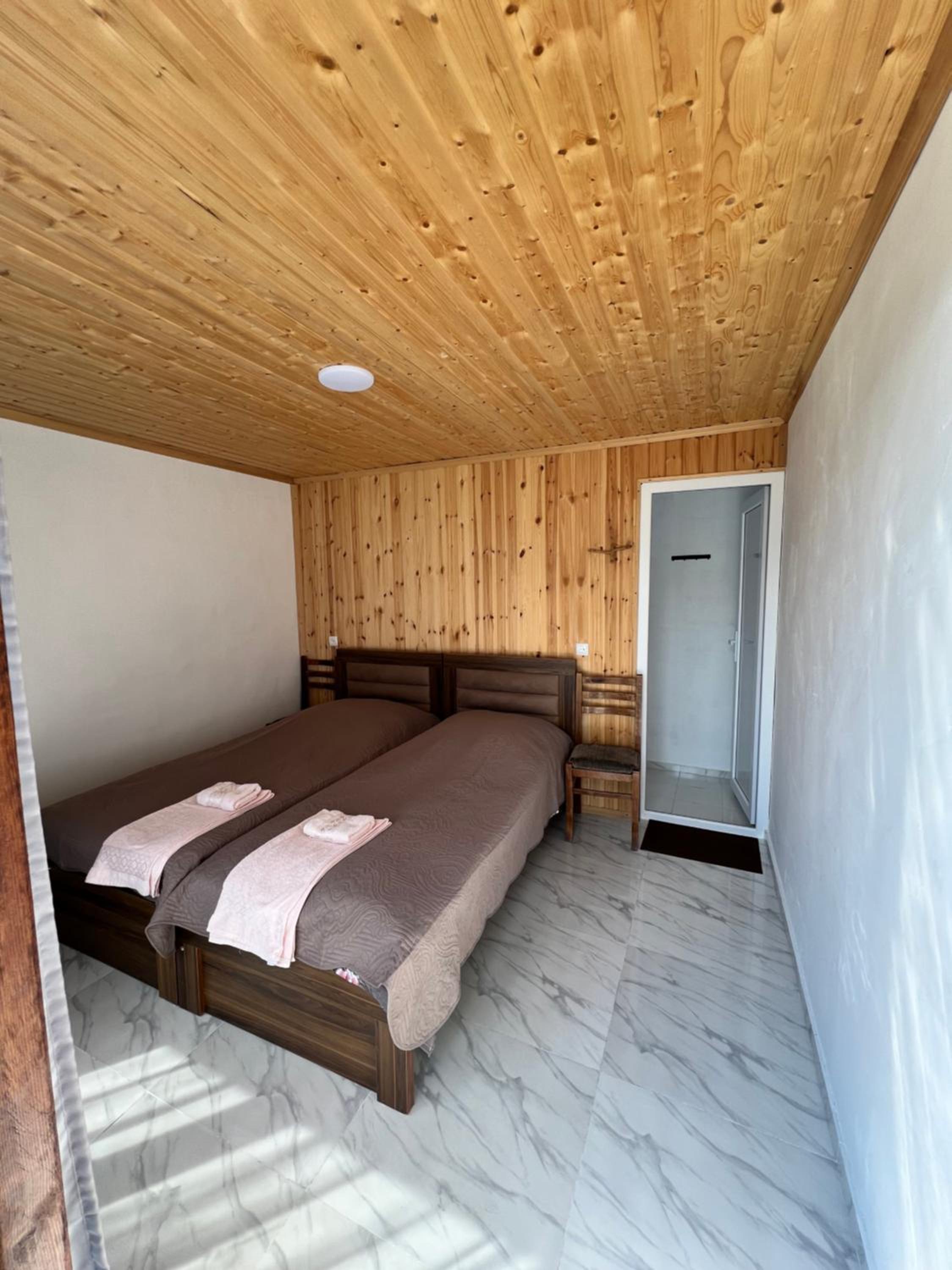 Deluxe Double or Twin Room with Mountain View photo 3