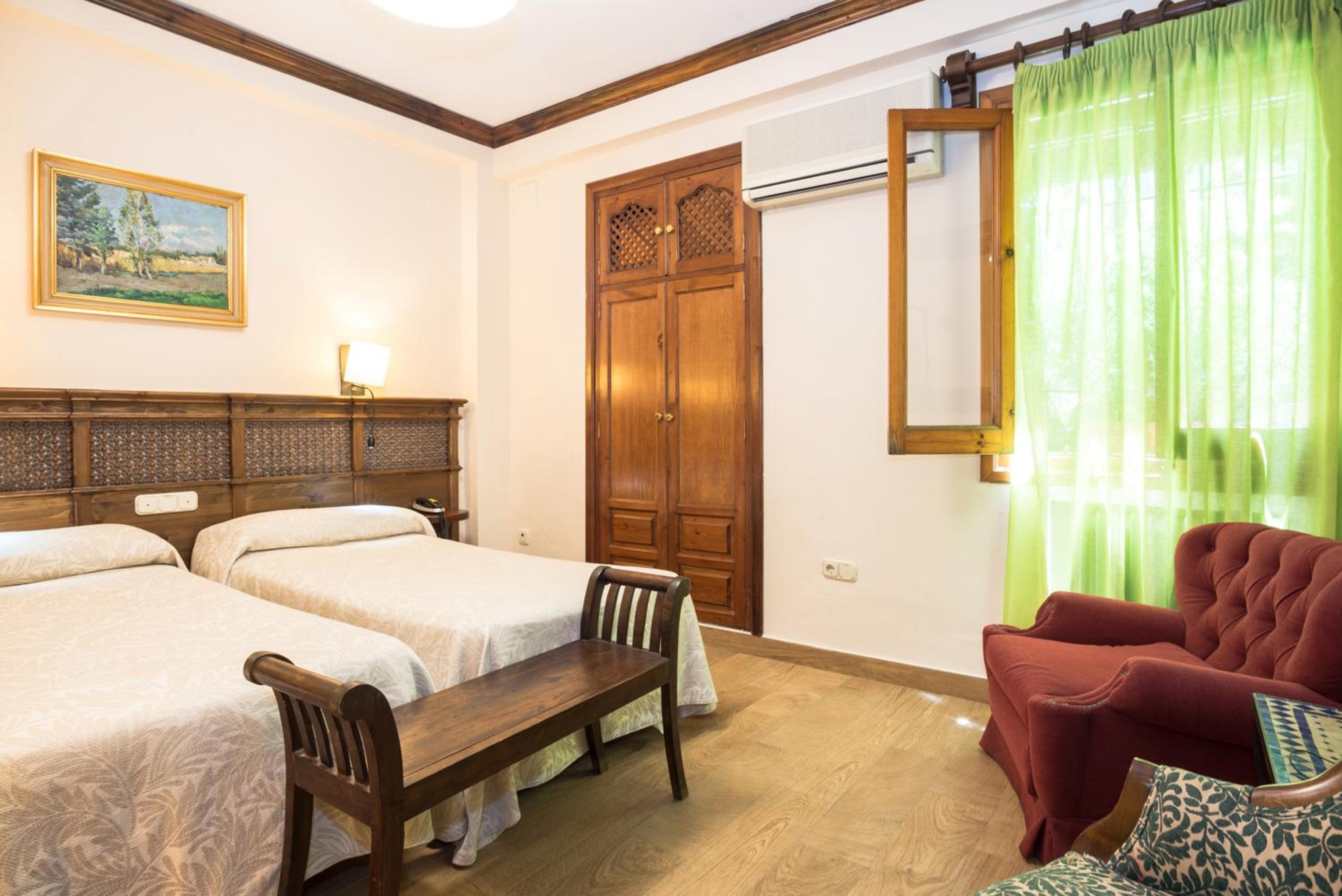 Habitación Familiar (2 Adultos + 2 Niños)