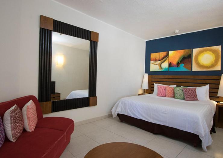 Standard King Room - Photo 6