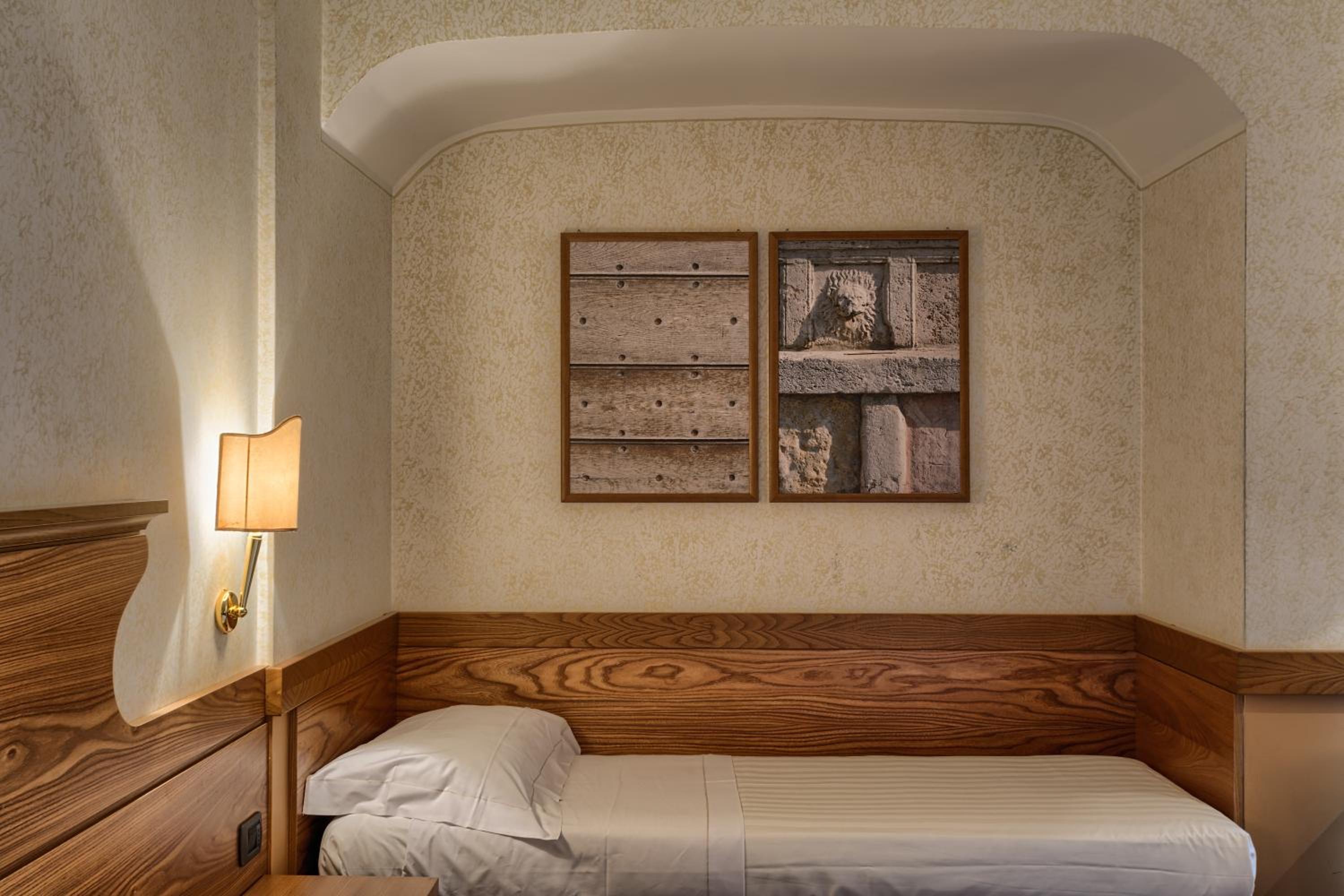 Superior Triple Room - Photo 3