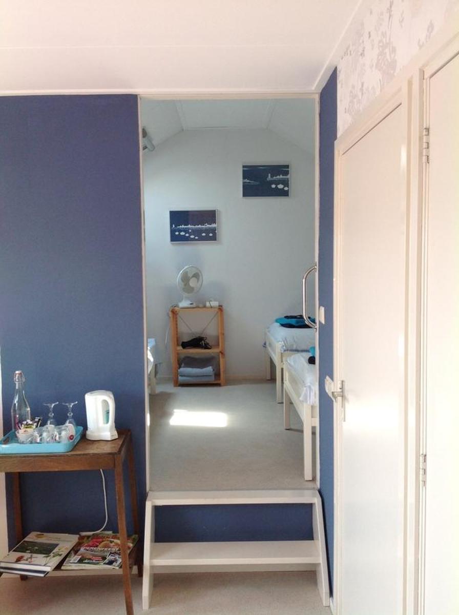 Large Twin Room photo 2
