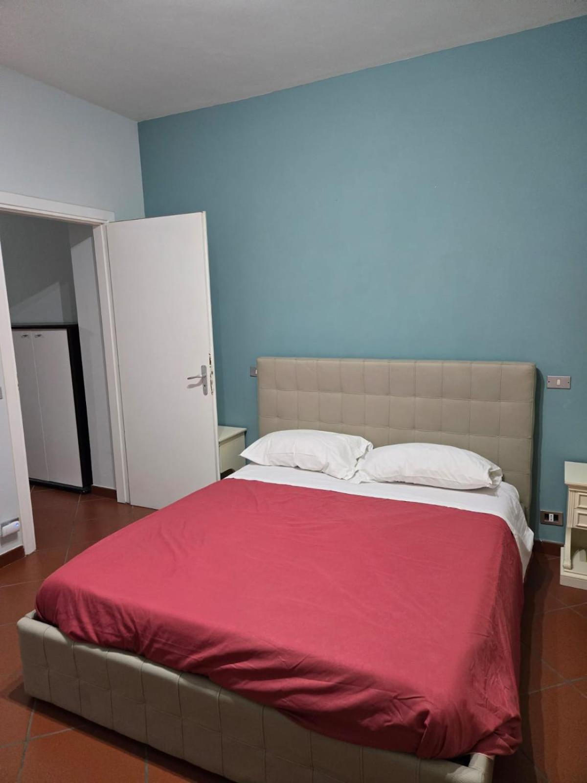 Double or Twin Room with Bathroom photo 1