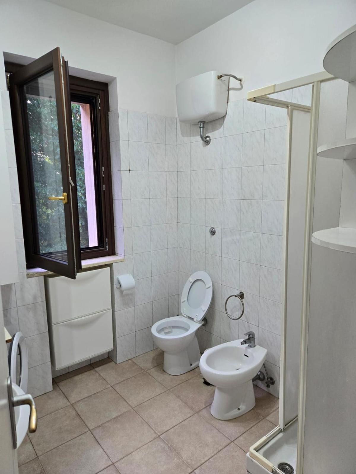 Double or Twin Room with Bathroom photo 2