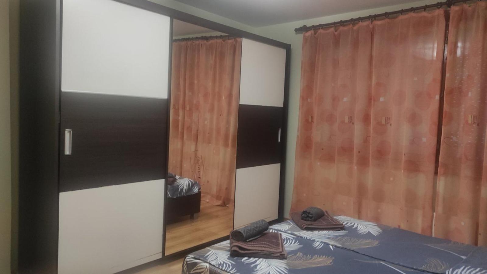 One-Bedroom Apartment with Balcony photo 3