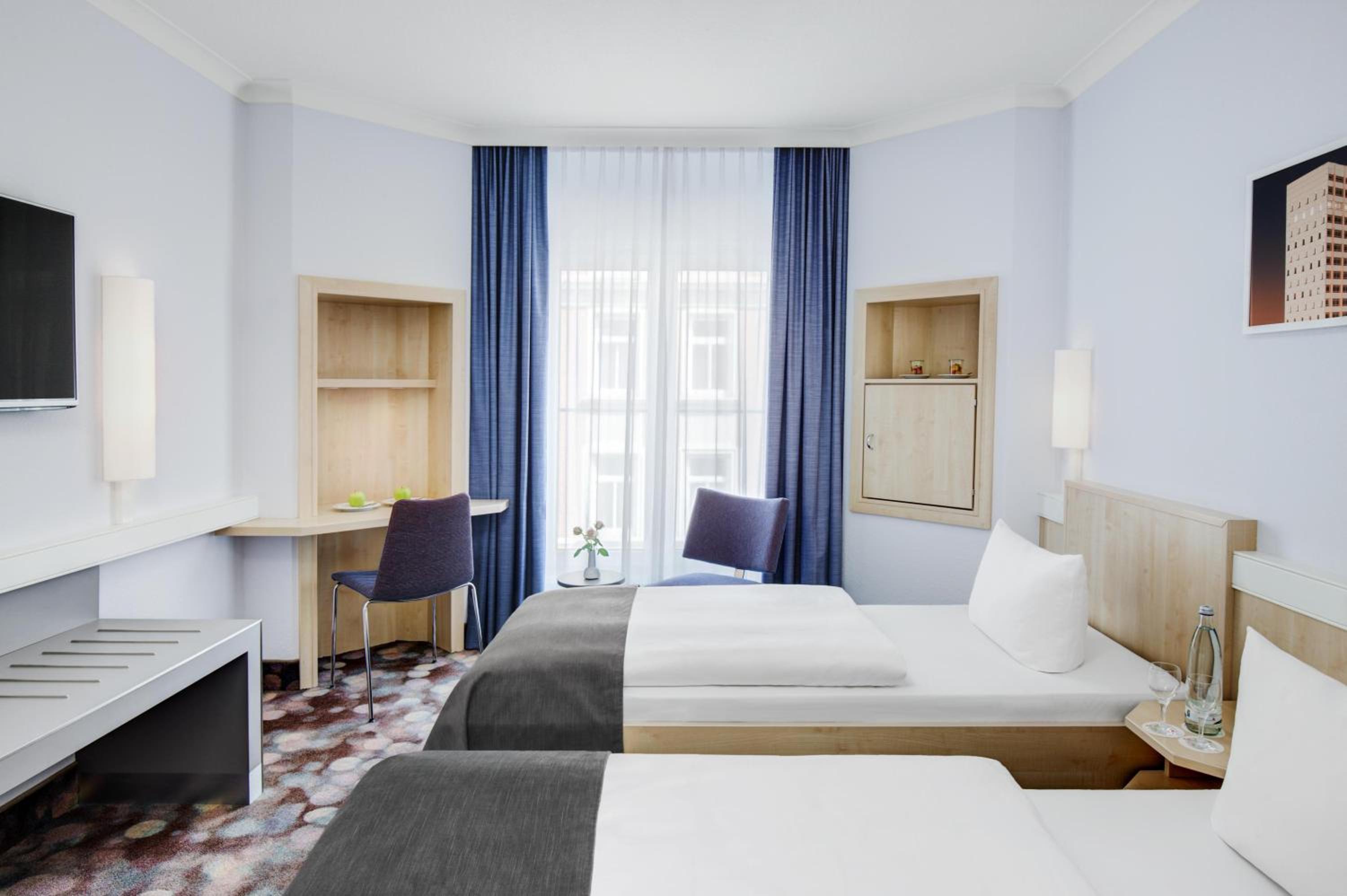 Standard Room photo 3