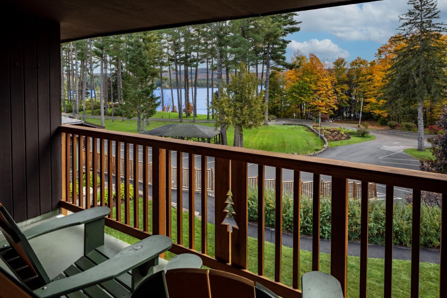 Twin Room with Lake View photo 2