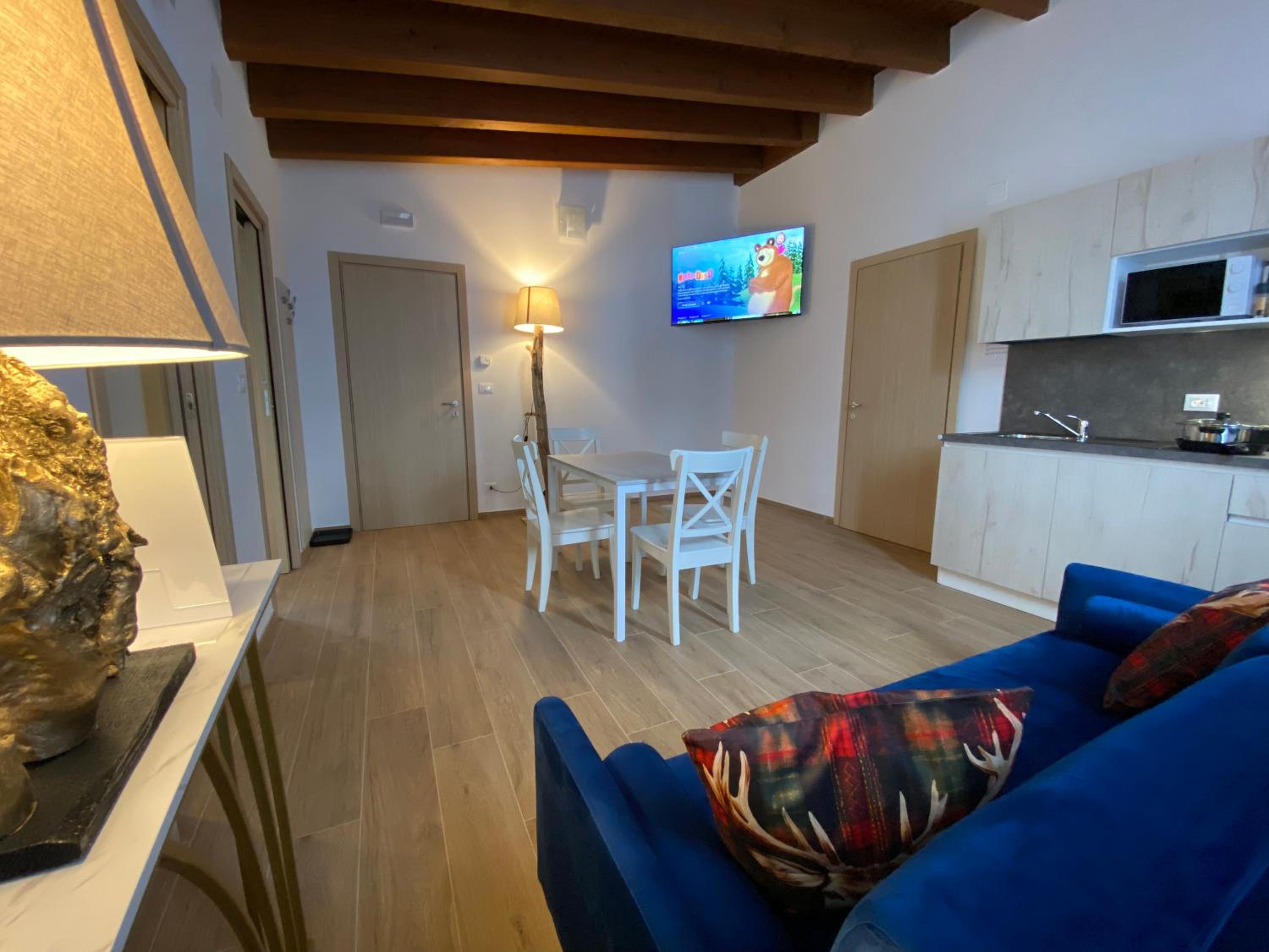 Two-Bedroom Deluxe Apartment